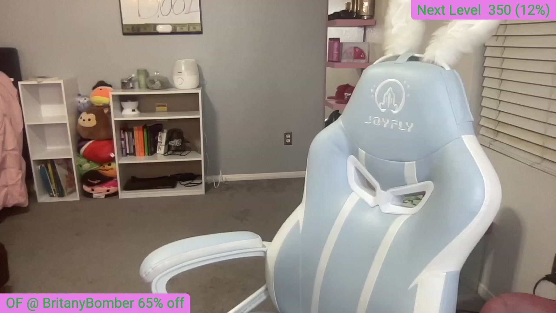 Gallery image thumbnail from BritanyBomber's myfreecams stream on, 05/31/2023, 08:08 image 11 of 20