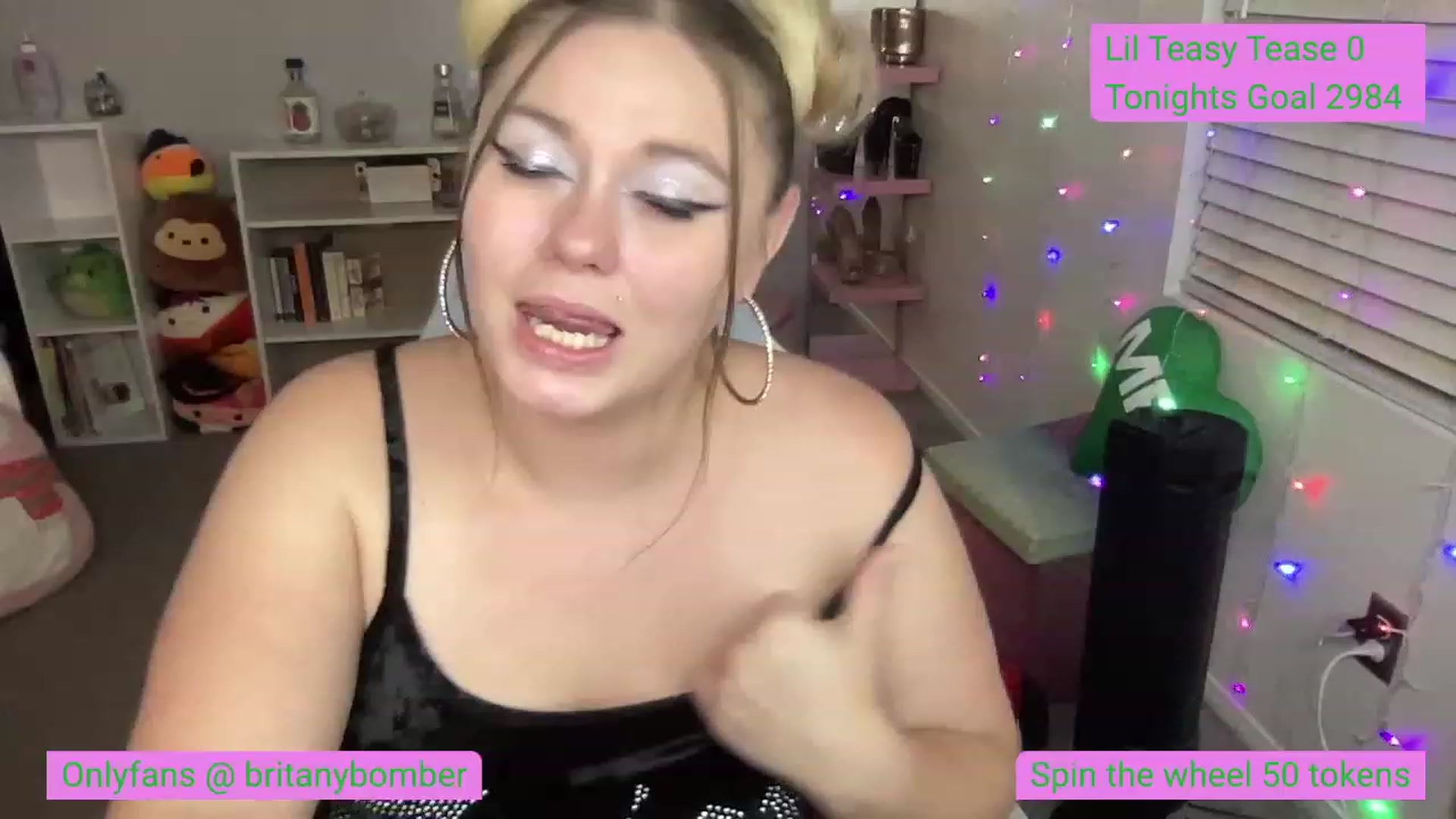 Gallery image thumbnail from BritanyBomber's myfreecams stream on, 07/19/2023, 11:09 image 8 of 20