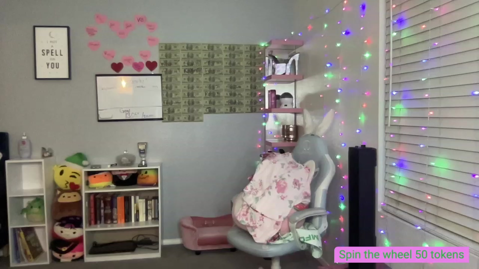 Gallery image thumbnail from BritanyBomber's myfreecams stream on, 08/03/2023, 08:54 image 4 of 20