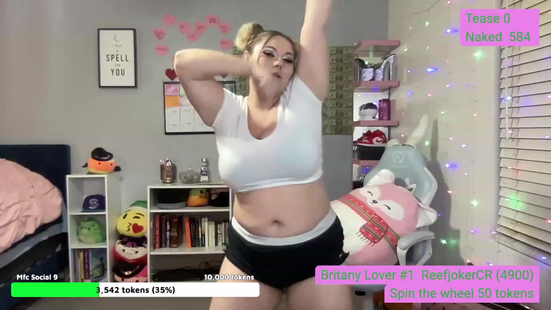 Gallery image thumbnail from BritanyBomber's myfreecams stream on, 08/29/2023, 08:04 image 7 of 20