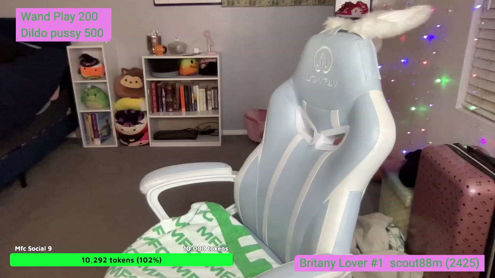 Gallery image thumbnail from BritanyBomber's myfreecams stream on, 09/04/2023, 10:25 image 3 of 20