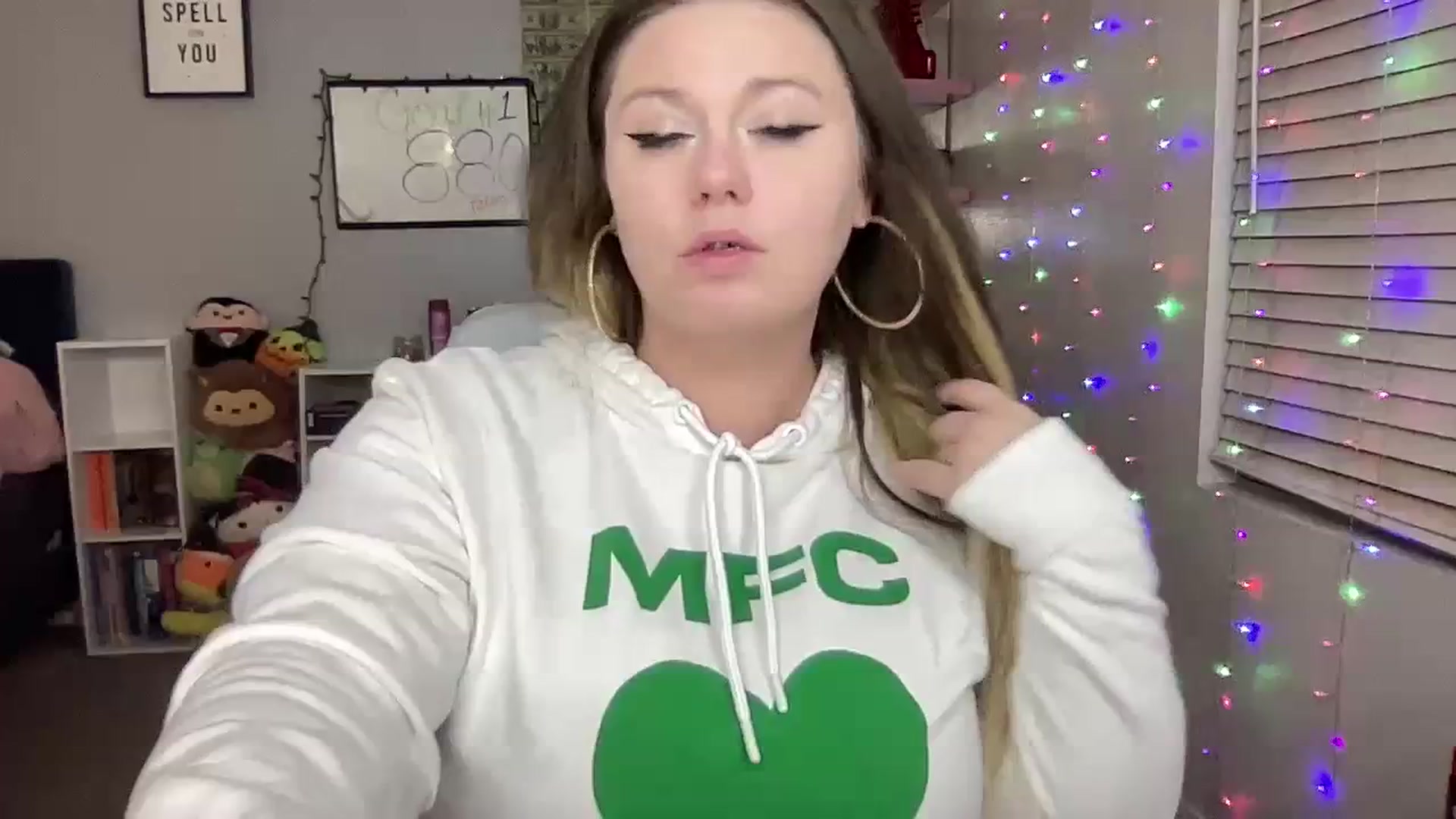 Gallery image thumbnail from BritanyBomber's myfreecams stream on, 03/04/2024, 10:00 image 3 of 20