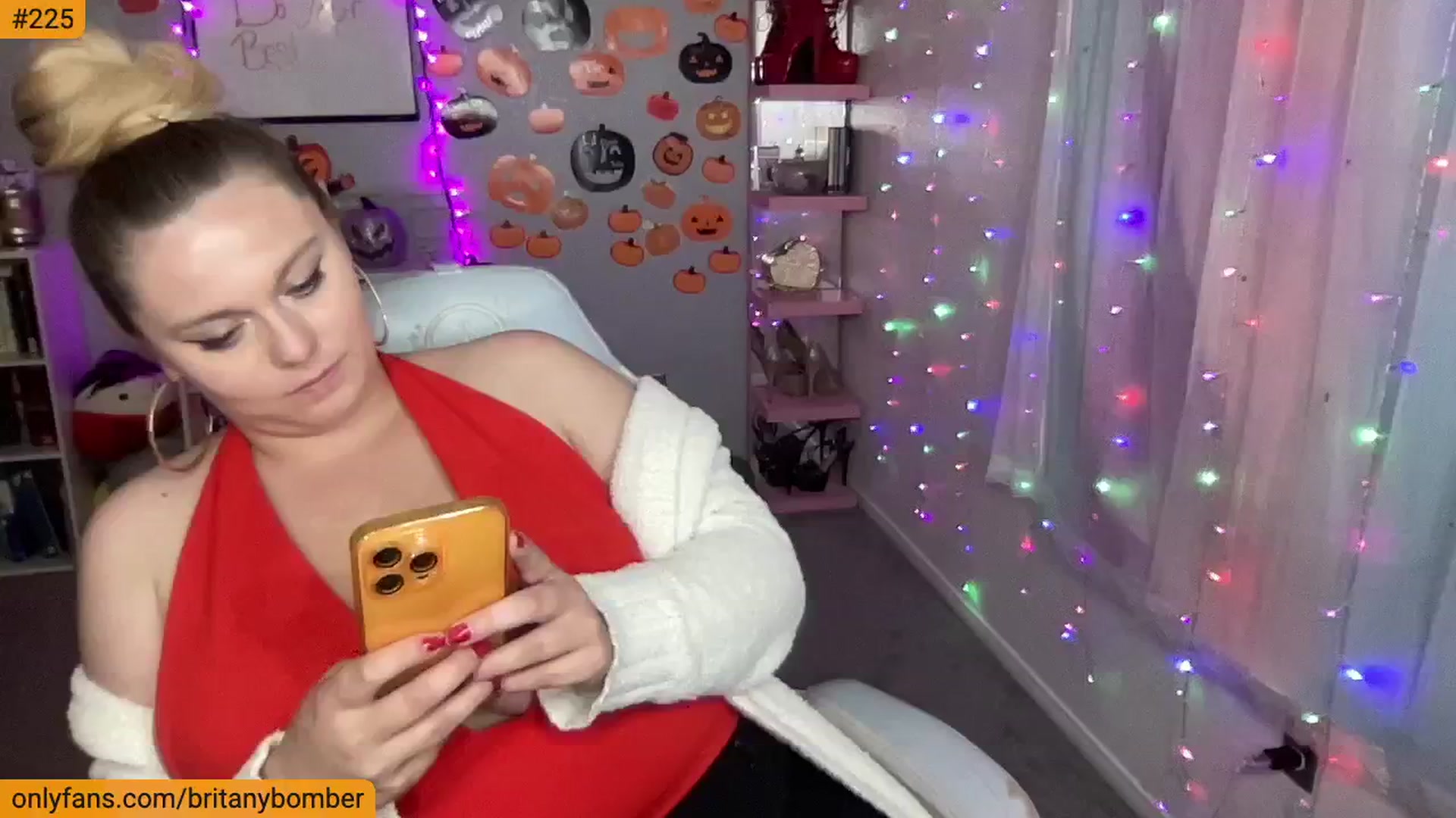 Gallery image thumbnail from BritanyBomber's myfreecams stream on, 11/04/2024, 09:16 image 2 of 20
