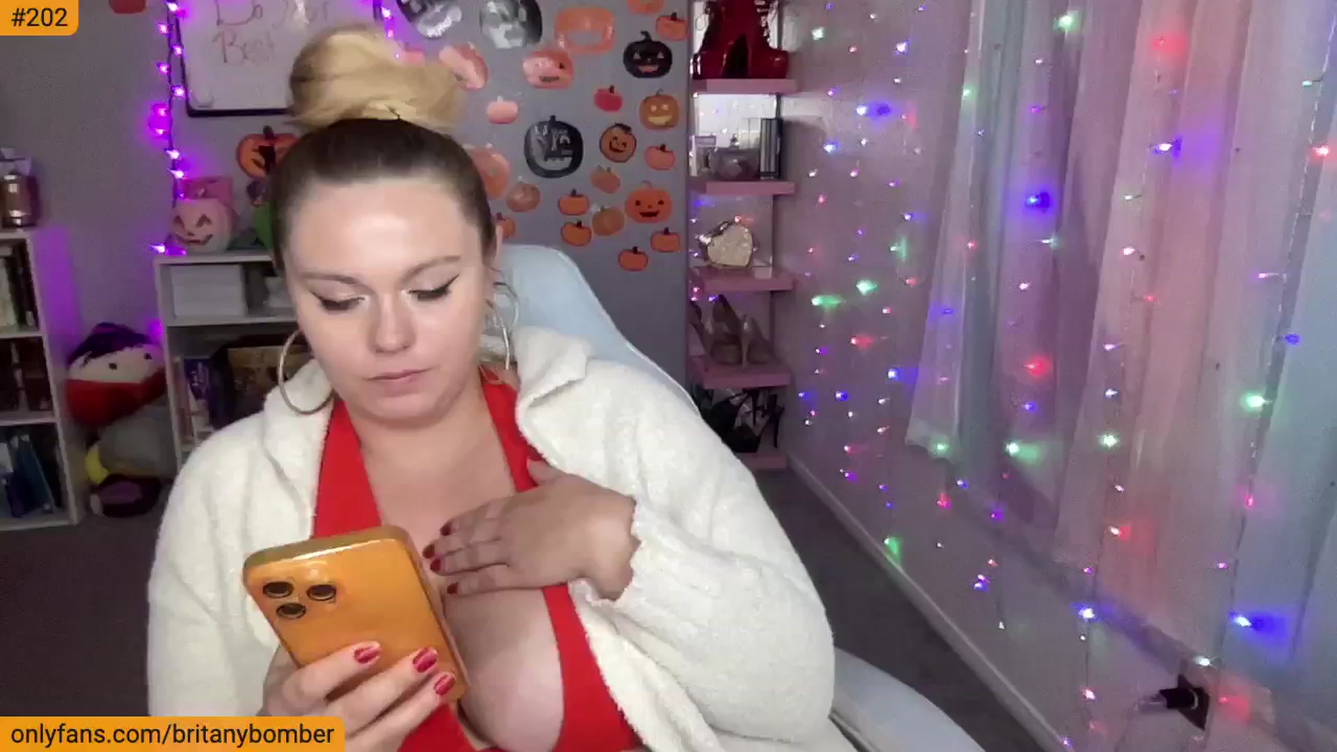 Gallery image thumbnail from BritanyBomber's myfreecams stream on, 11/04/2024, 09:16 image 15 of 20