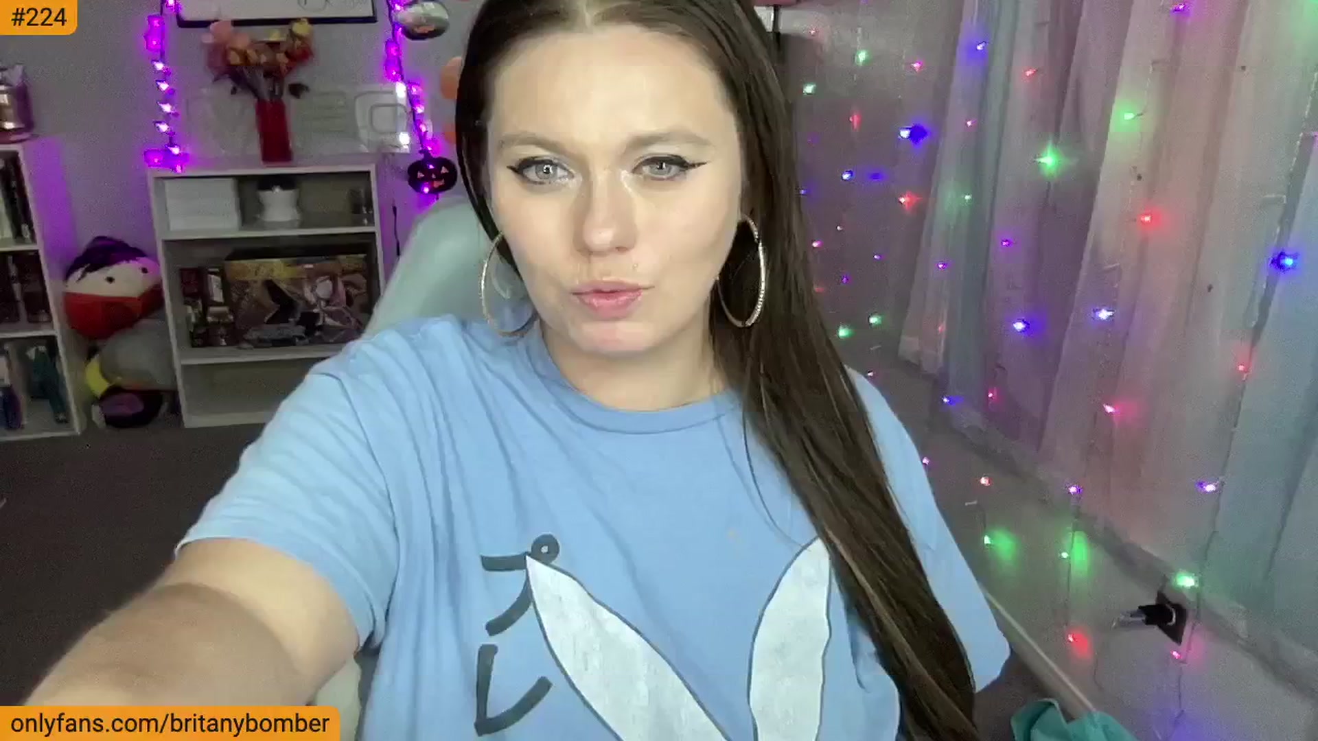 Gallery image thumbnail from BritanyBomber's myfreecams stream on, 11/05/2024, 08:56 image 12 of 20