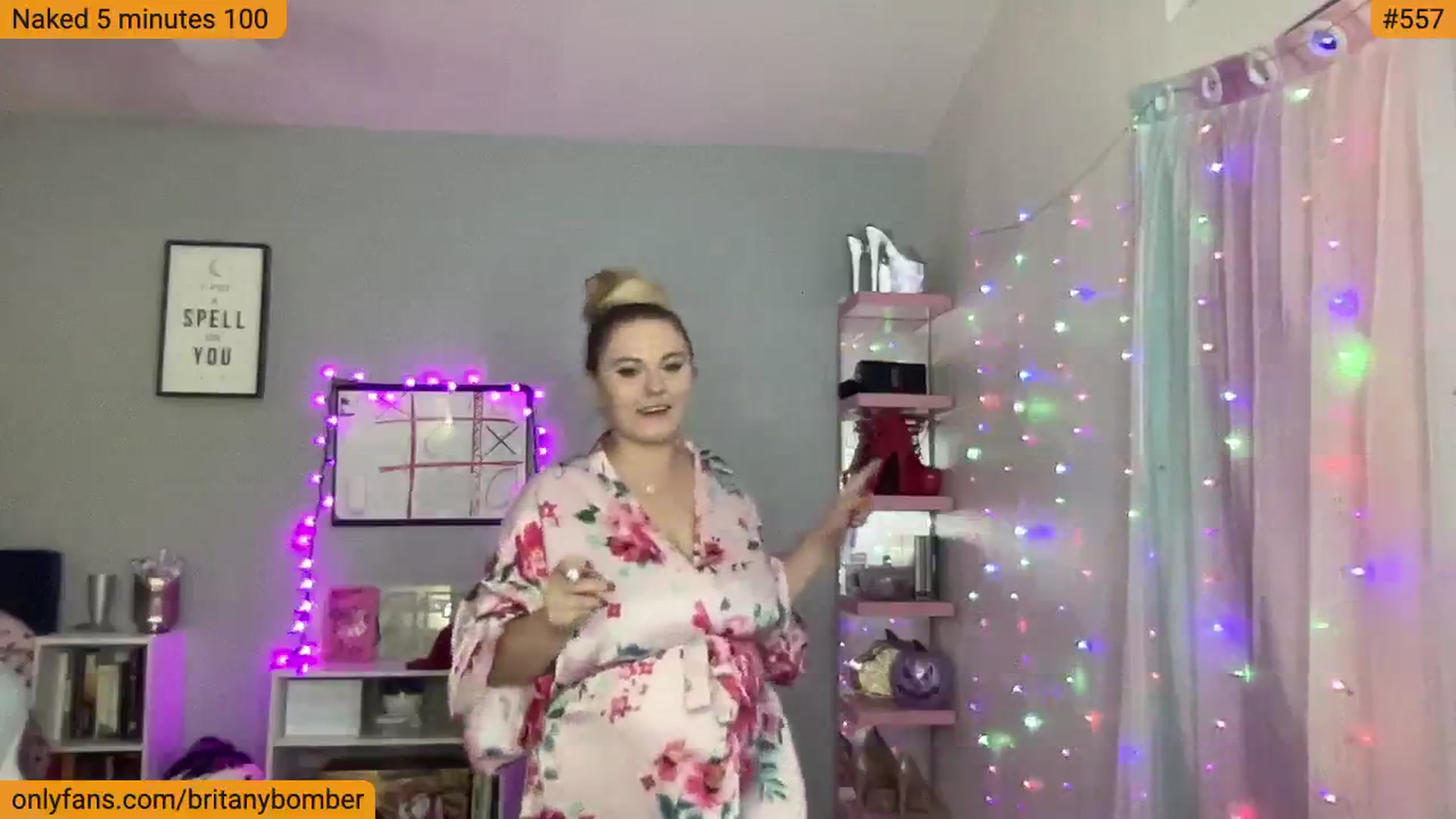 Gallery image thumbnail from BritanyBomber's myfreecams stream on, 11/19/2024, 08:49 image 9 of 20