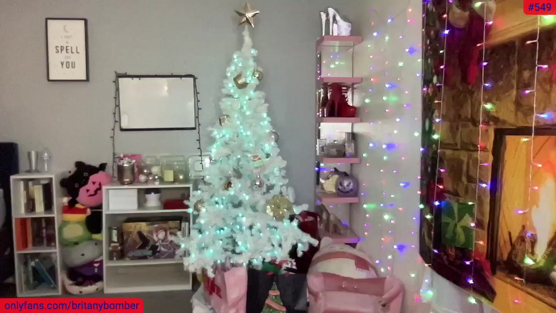 Gallery image thumbnail from BritanyBomber's myfreecams stream on, 12/14/2024, 10:44 image 4 of 20