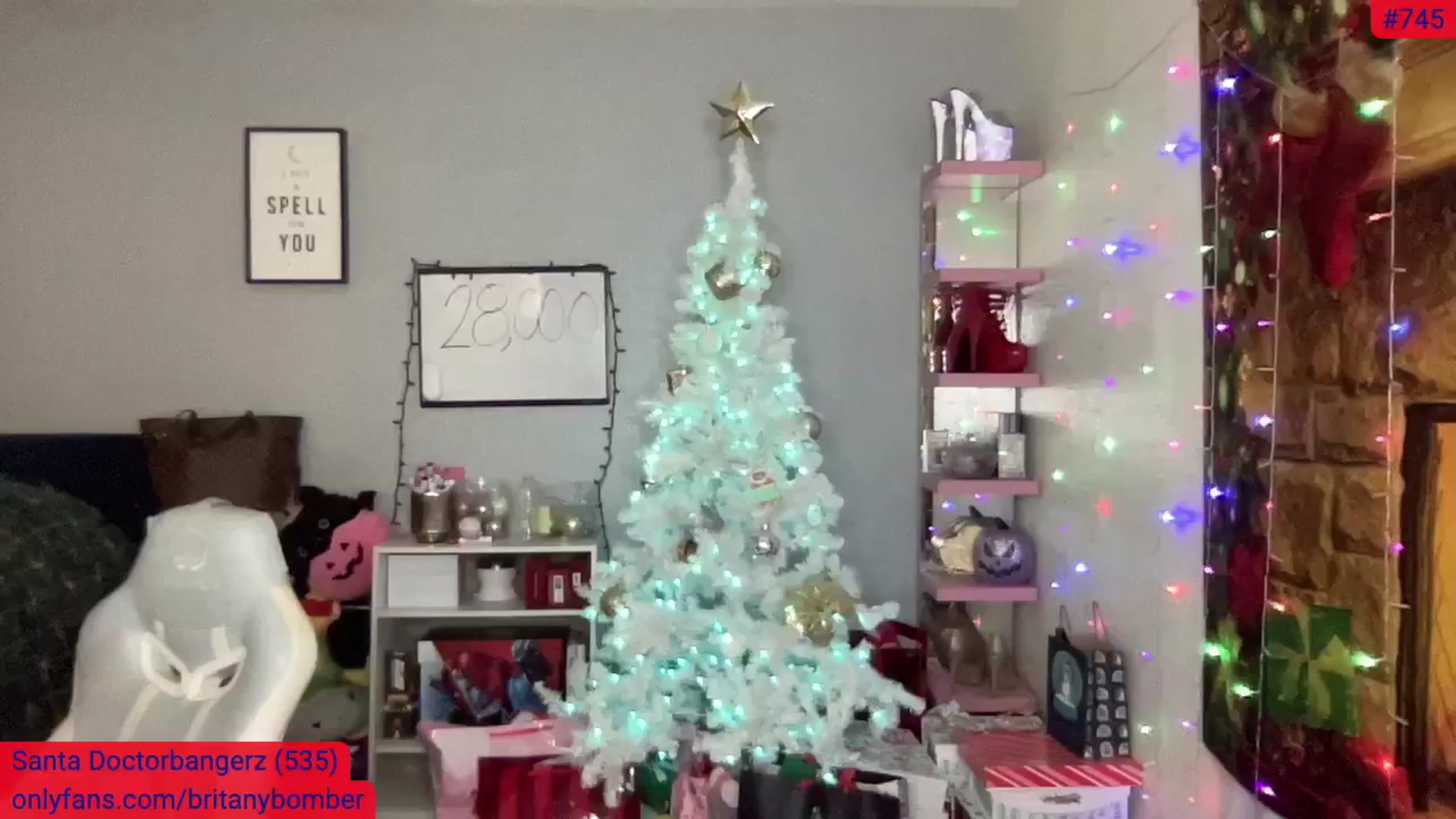 Gallery image thumbnail from BritanyBomber's myfreecams stream on, 12/23/2024, 08:54 image 14 of 20