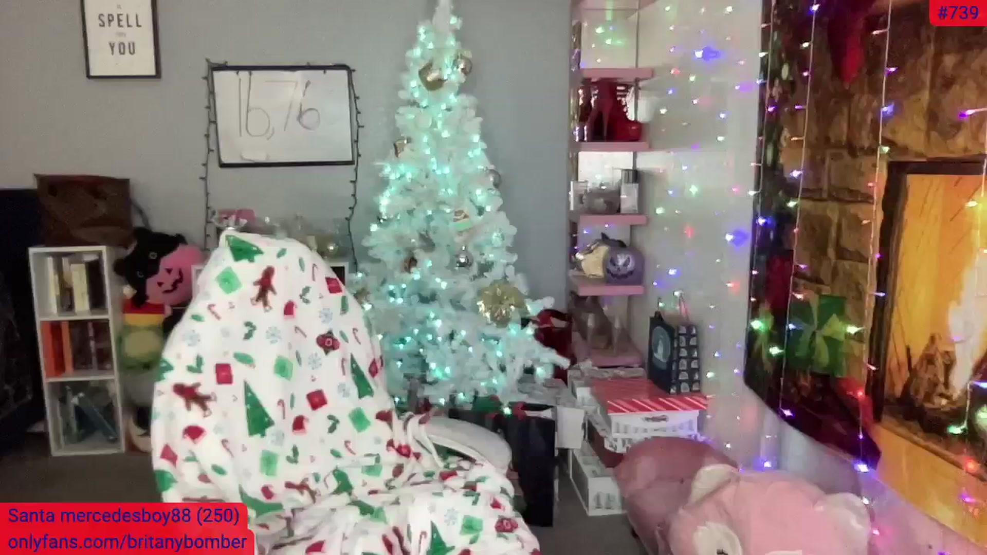 Gallery image thumbnail from BritanyBomber's myfreecams stream on, 12/24/2024, 09:00 image 6 of 20