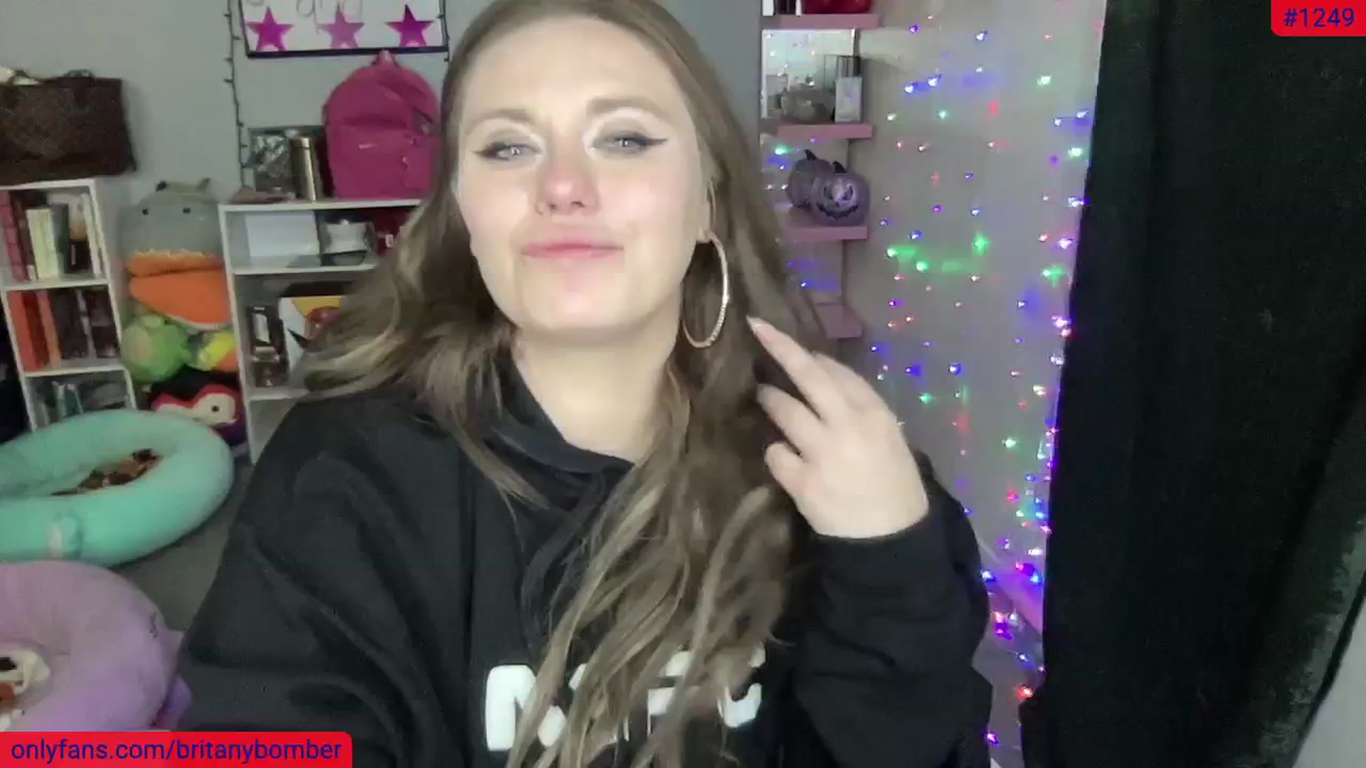 Gallery image thumbnail from BritanyBomber's myfreecams stream on, 01/25/2025, 10:32 image 15 of 20