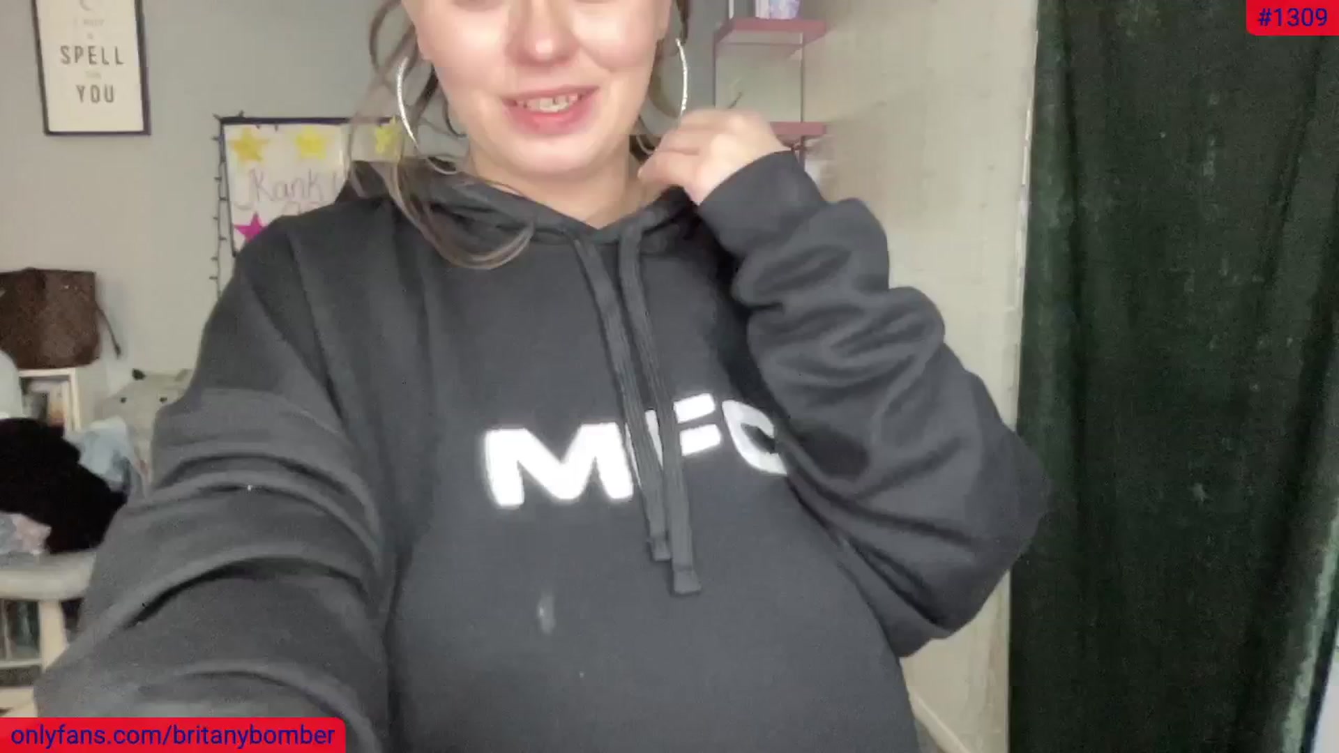 Gallery image thumbnail from BritanyBomber's myfreecams stream on, 01/26/2025, 10:42 image 10 of 20