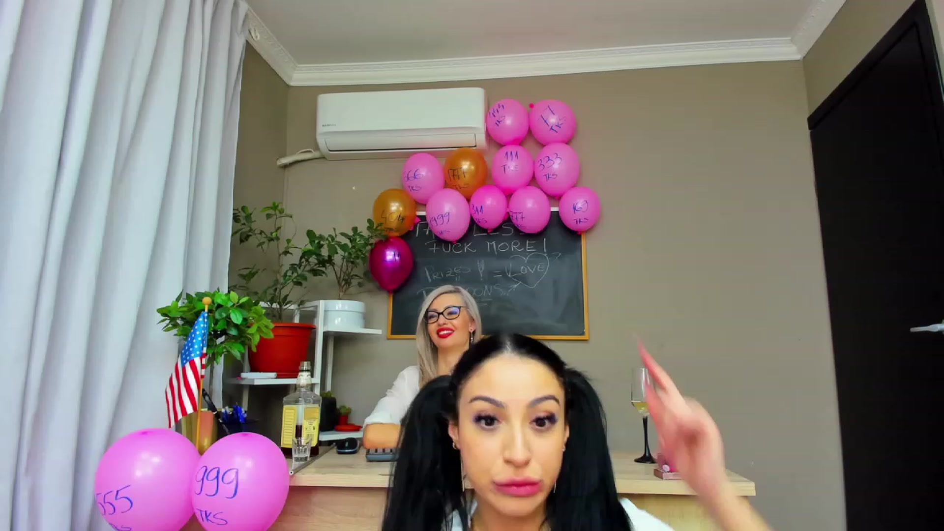Gallery image thumbnail from BritanyFaris's myfreecams stream on, 12/05/2022, 03:33 image 13 of 20
