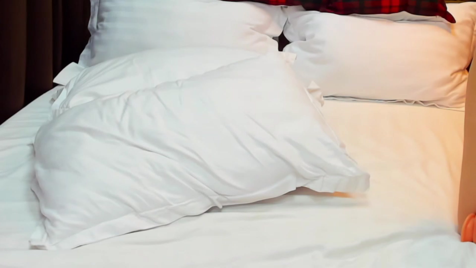 Gallery image thumbnail from BritanyFaris's myfreecams stream on, 12/24/2022, 03:19 image 7 of 20