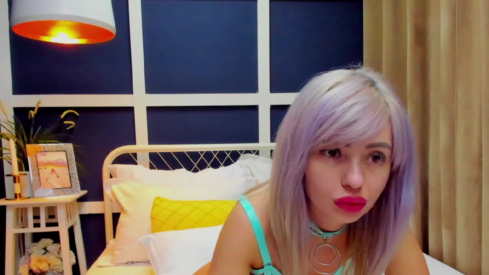 Gallery image thumbnail from BritanyFaris's myfreecams stream on, 04/19/2023, 22:15 image 15 of 20