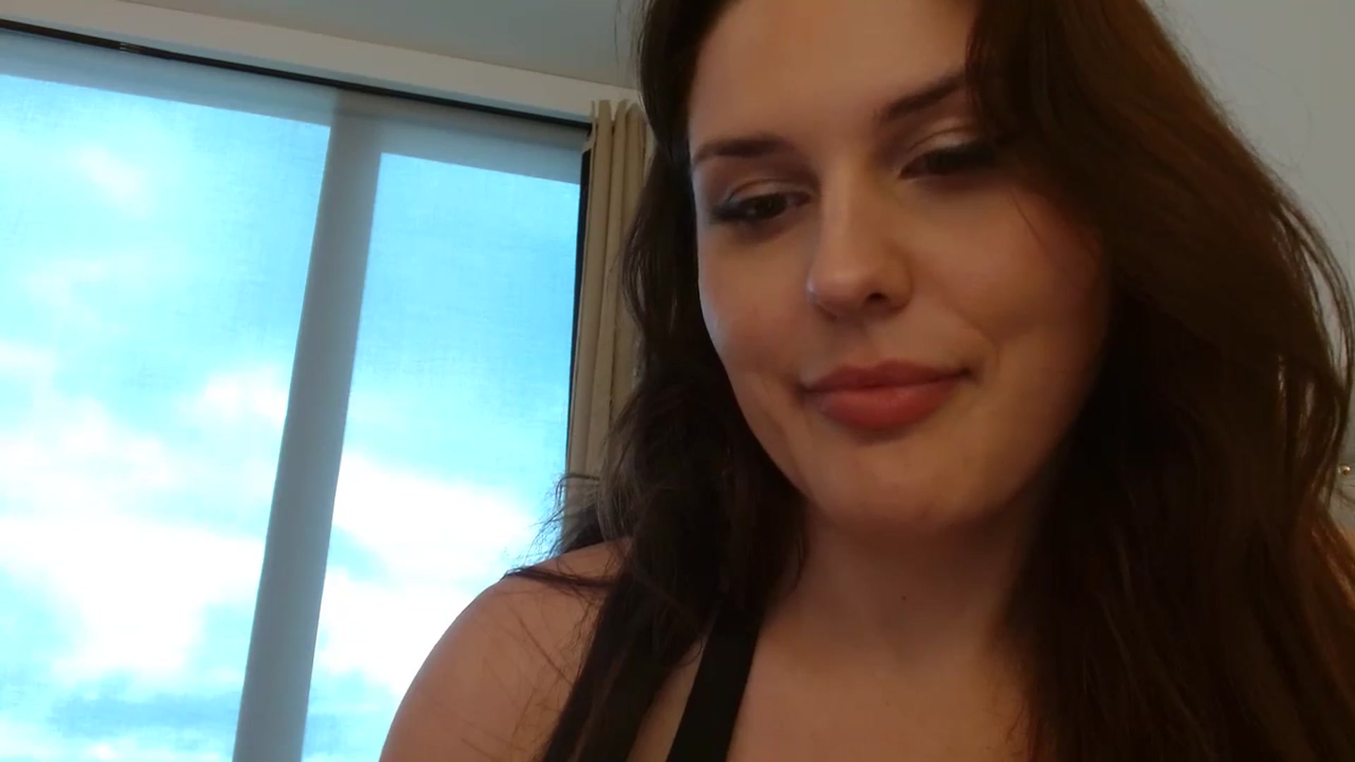 Gallery image thumbnail from Britheawkward's myfreecams stream on, 05/05/2024, 12:51 image 5 of 20