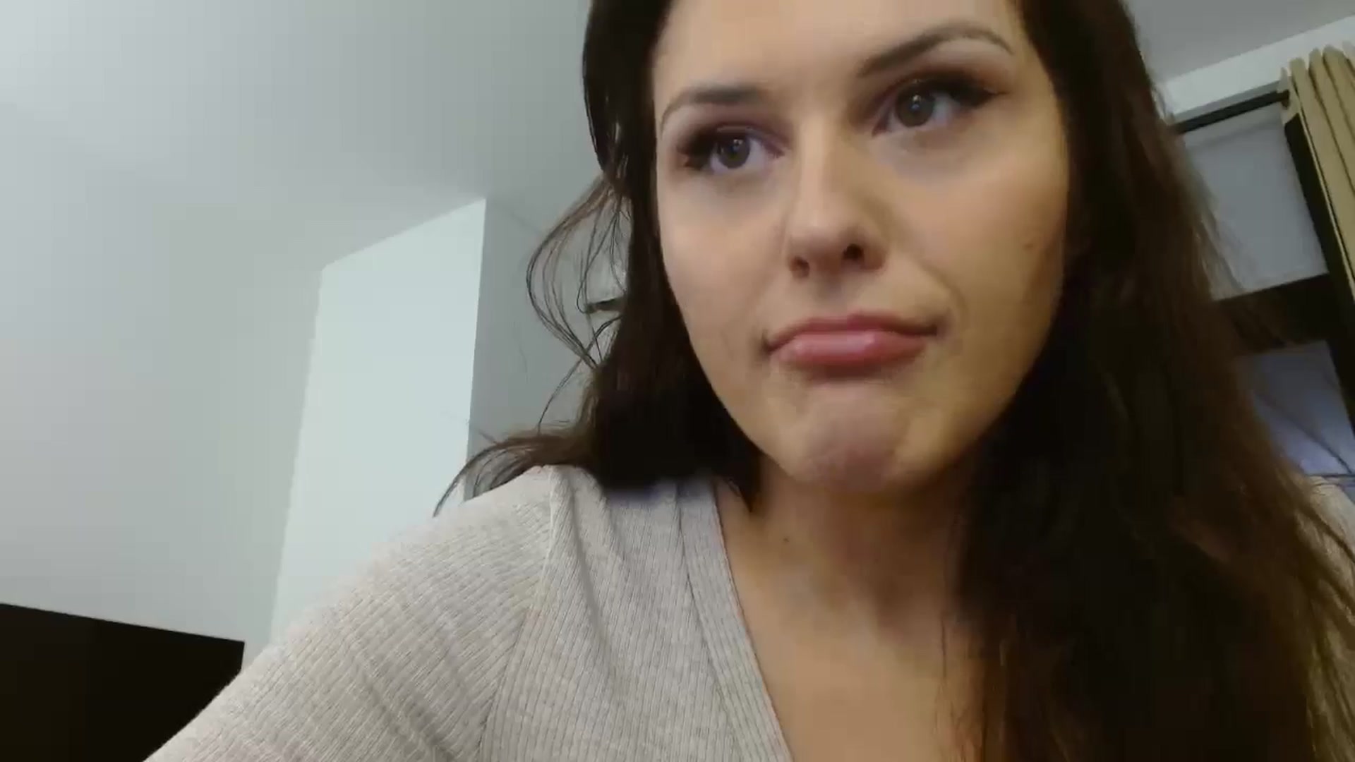 Gallery image thumbnail from Britheawkward's myfreecams stream on, 06/07/2024, 07:50 image 3 of 20
