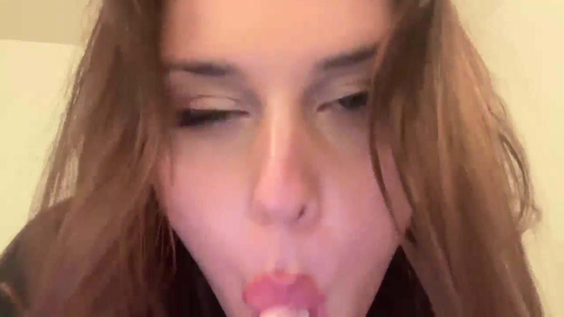 Gallery image thumbnail from Britheawkward's myfreecams stream on, 09/02/2024, 08:18 image 8 of 20