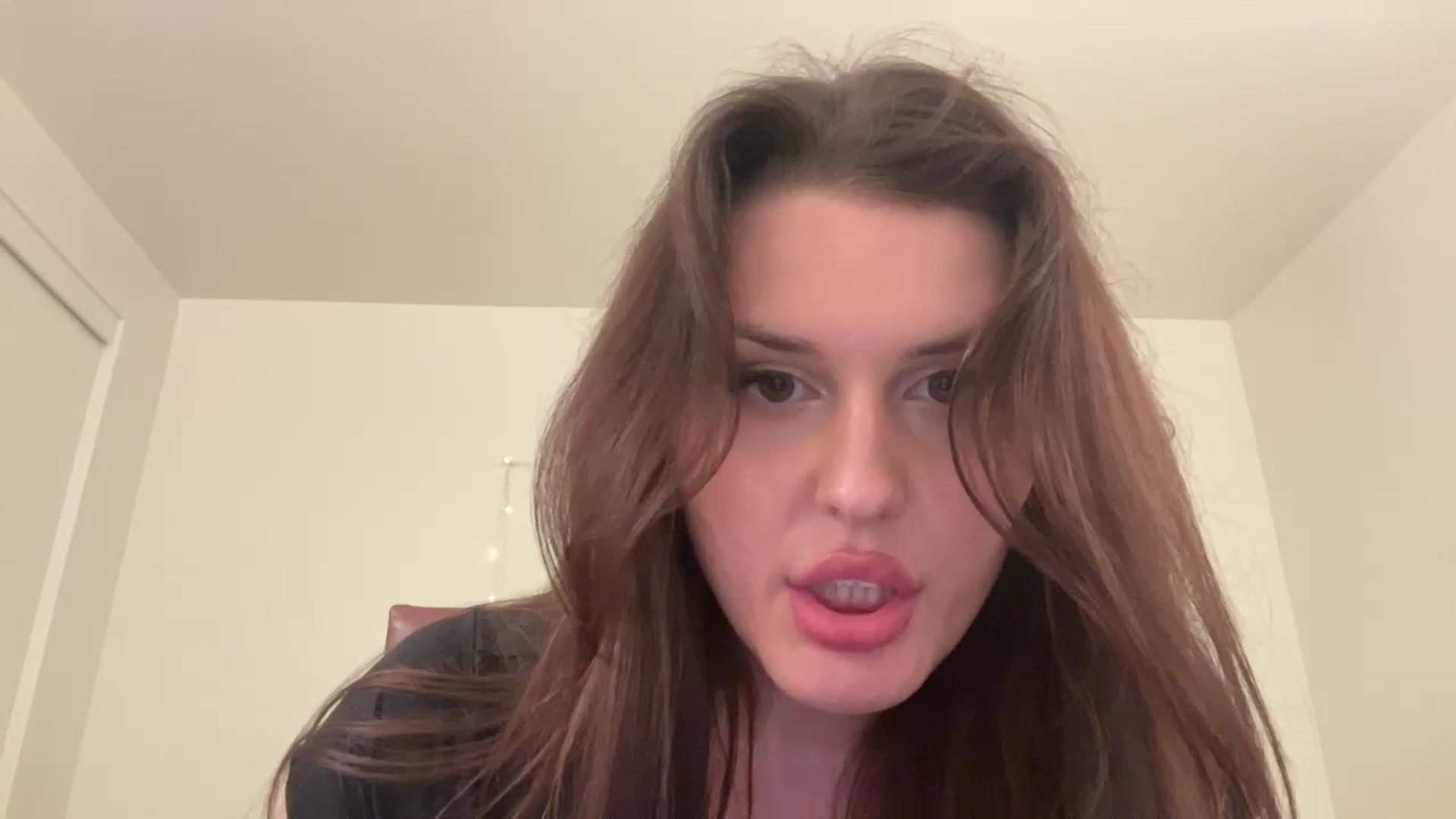 Gallery image thumbnail from Britheawkward's myfreecams stream on, 09/02/2024, 08:18 image 13 of 20
