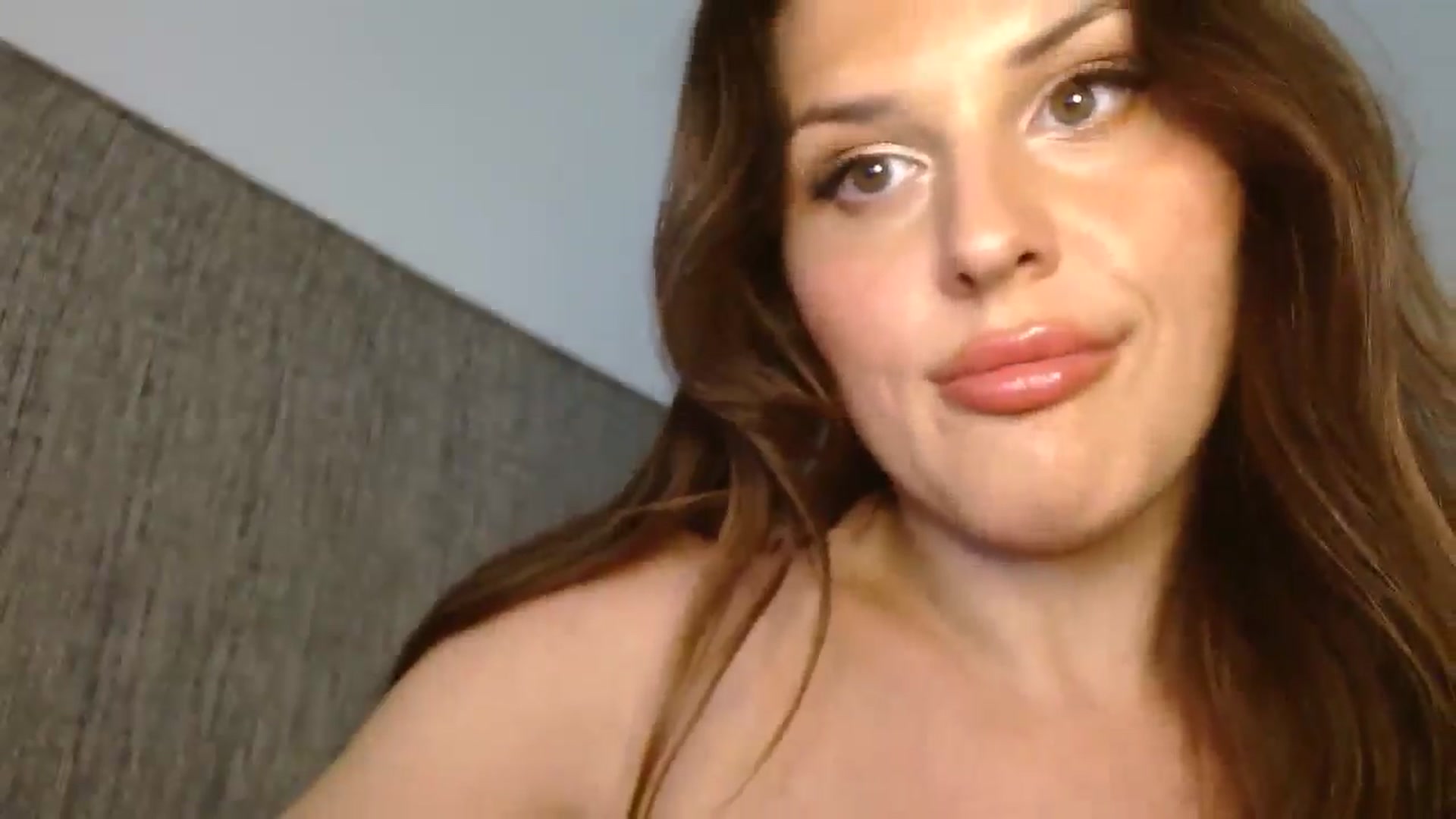 Gallery image thumbnail from Britheawkward's myfreecams stream on, 06/13/2025, 08:31 image 9 of 20