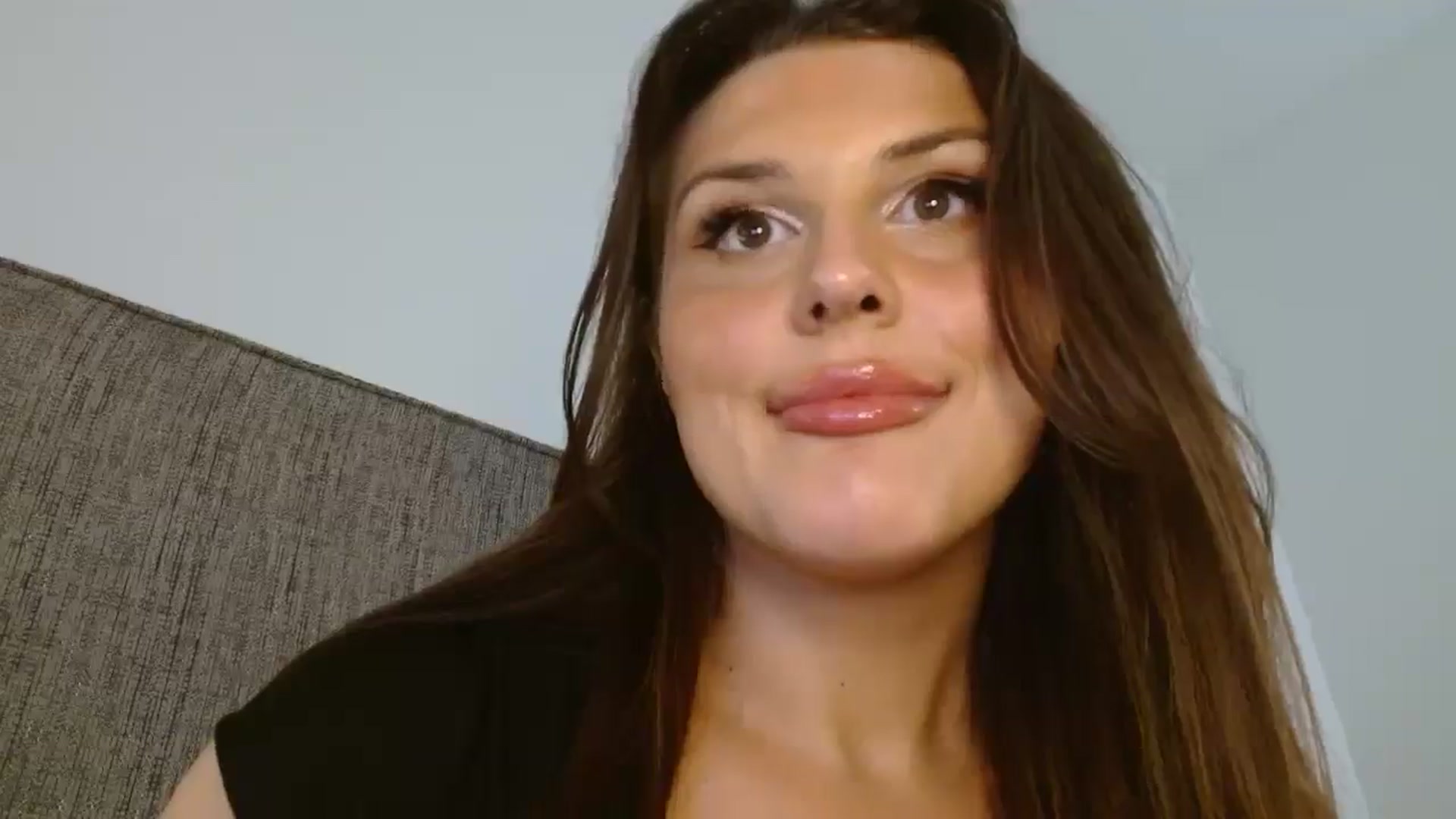 Gallery image thumbnail from Britheawkward's myfreecams stream on, 06/15/2025, 09:08 image 9 of 20