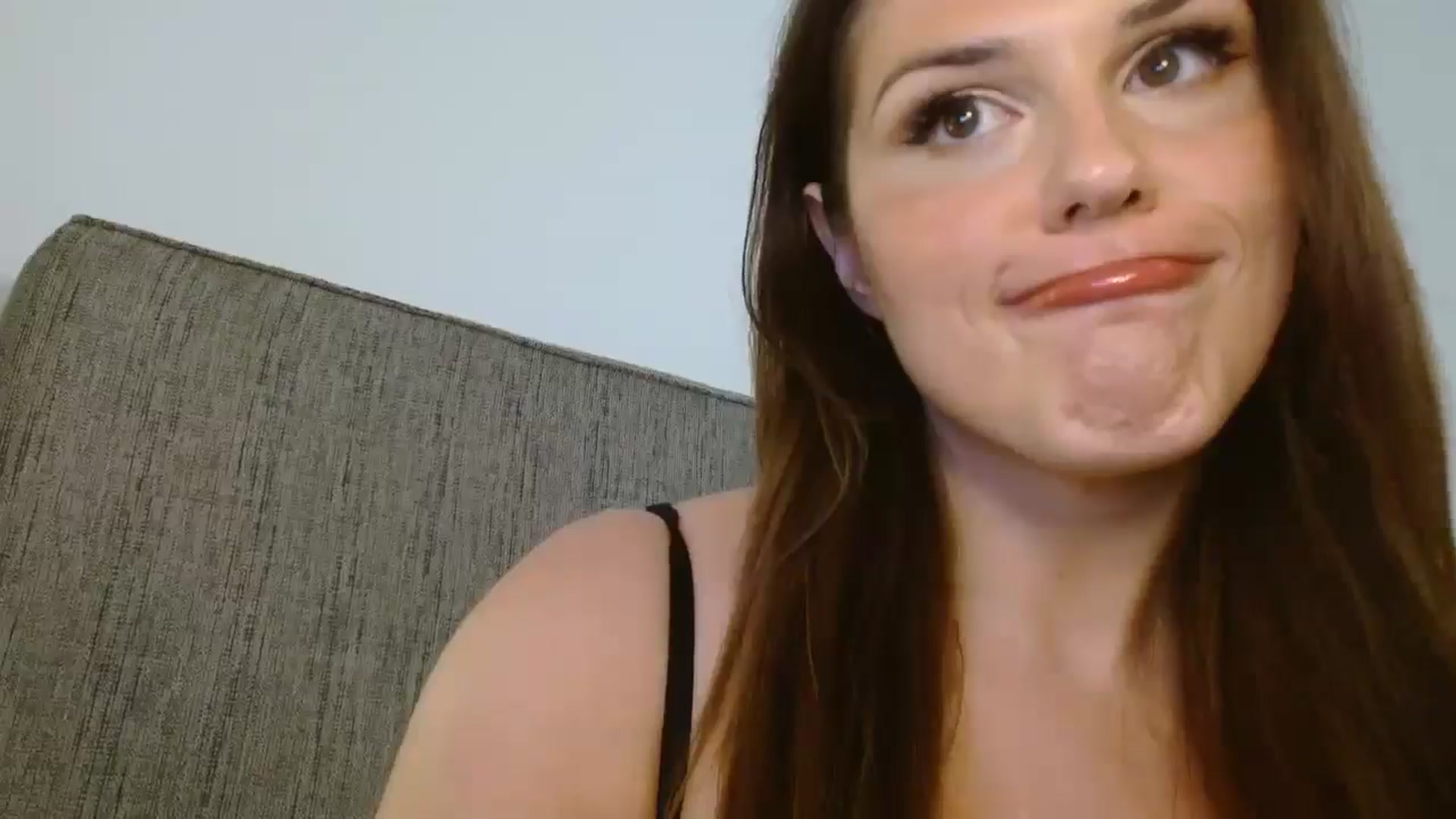Gallery image thumbnail from Britheawkward's myfreecams stream on, 06/20/2025, 05:28 image 16 of 20