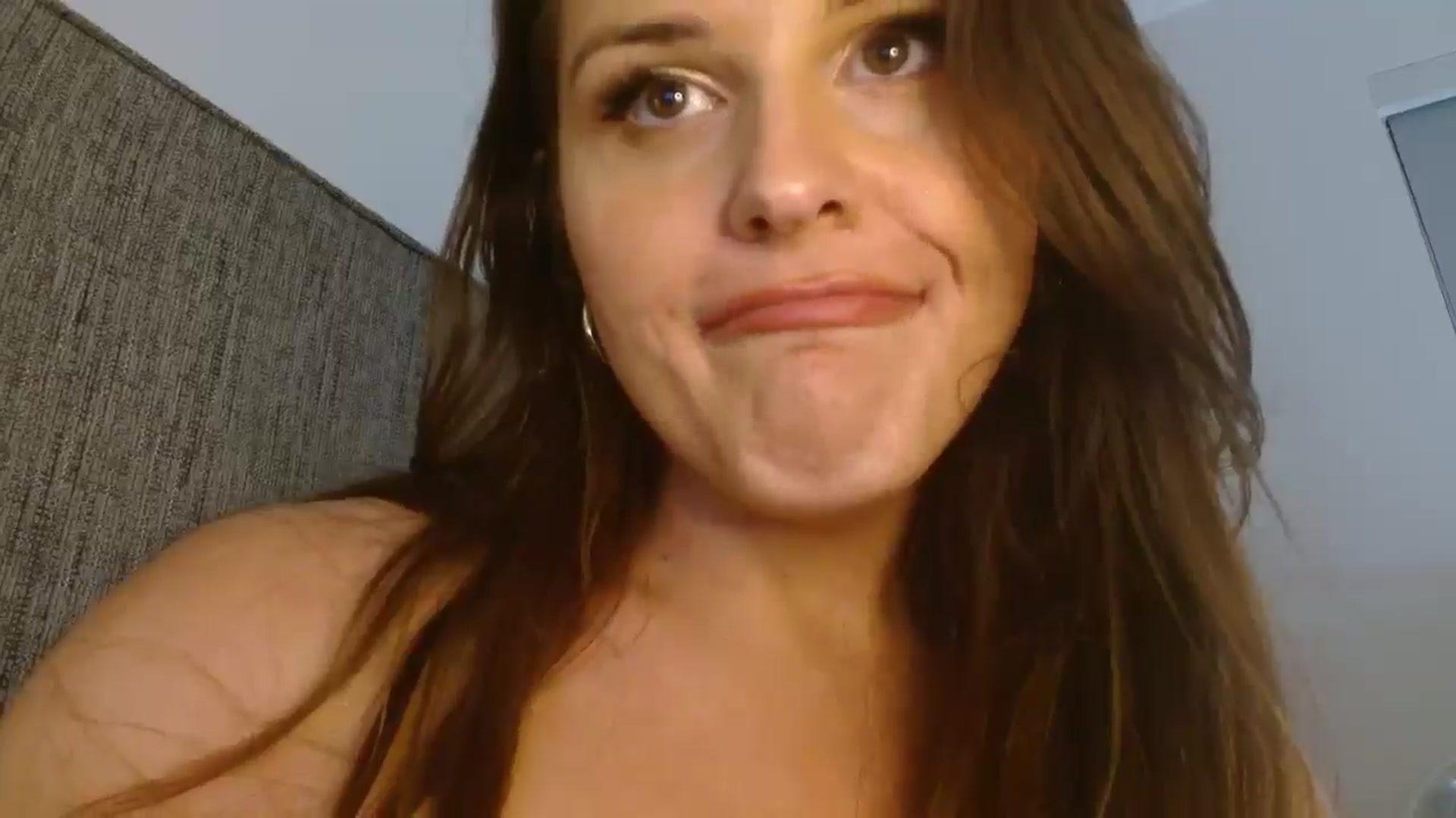 Gallery image thumbnail from Britheawkward's myfreecams stream on, 07/01/2025, 07:02 image 8 of 20