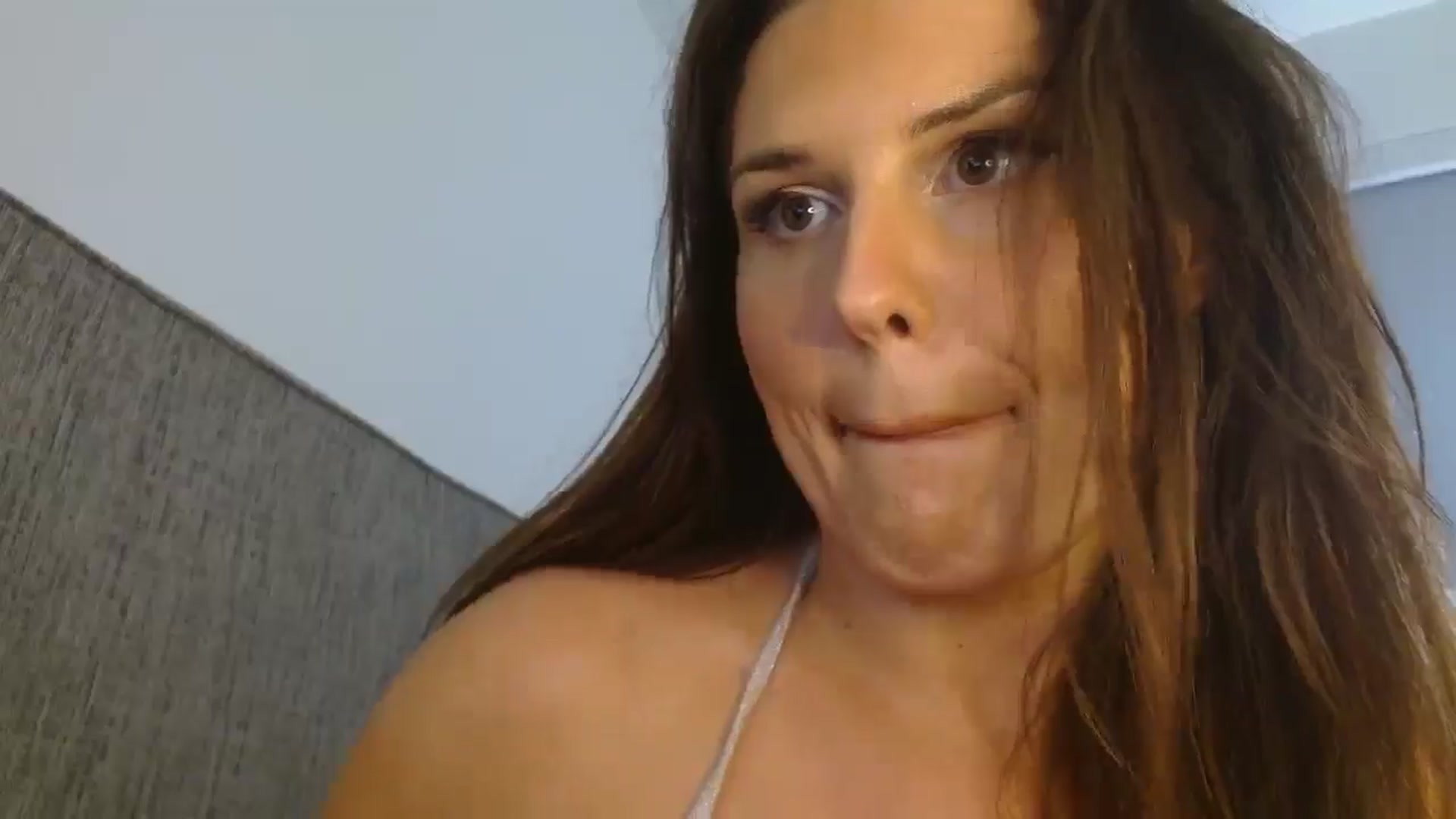 Gallery image thumbnail from Britheawkward's myfreecams stream on, 07/06/2025, 08:47 image 17 of 20