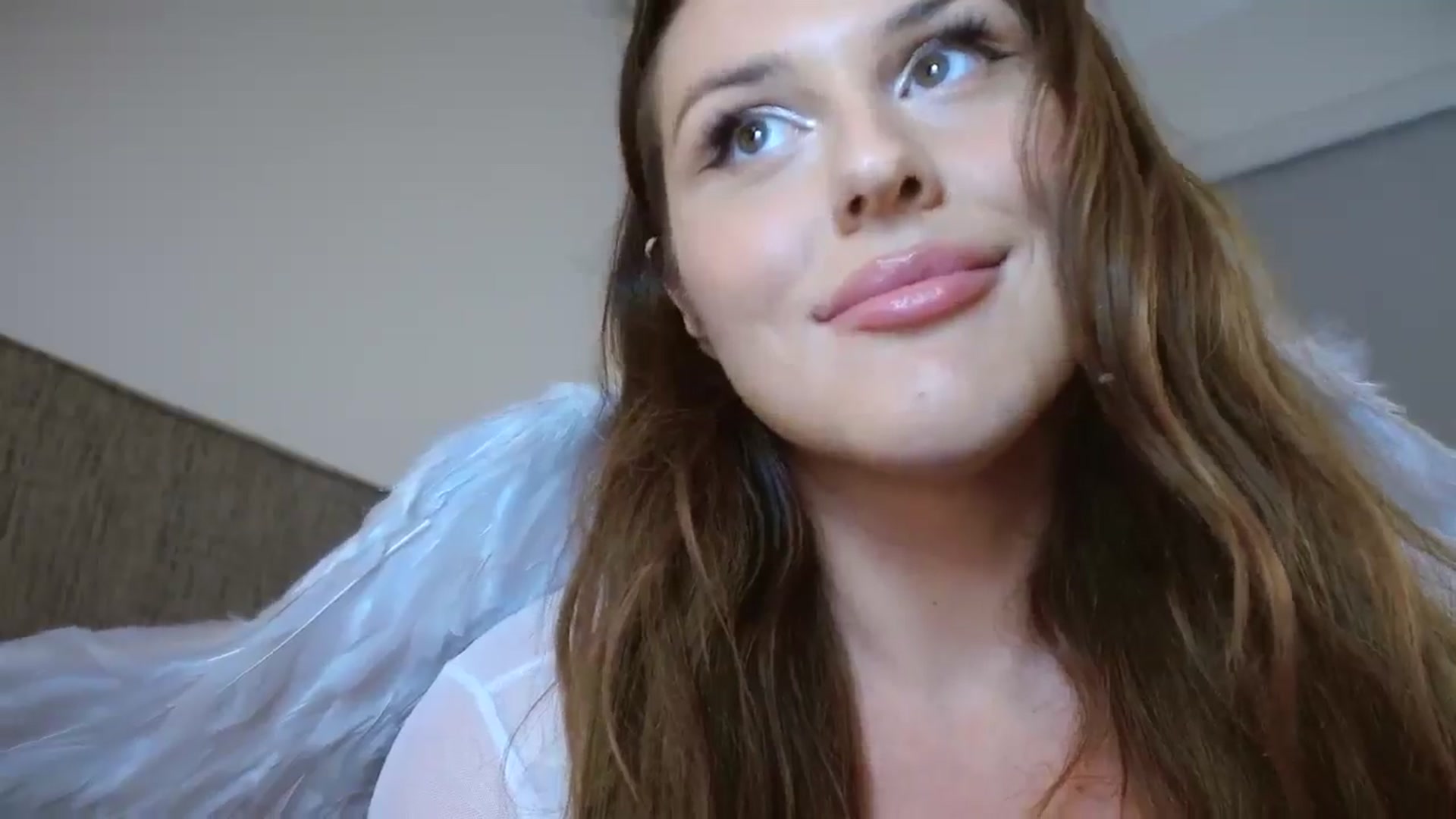 Gallery image thumbnail from Britheawkward's myfreecams stream on, 11/02/2025, 08:29 image 9 of 20