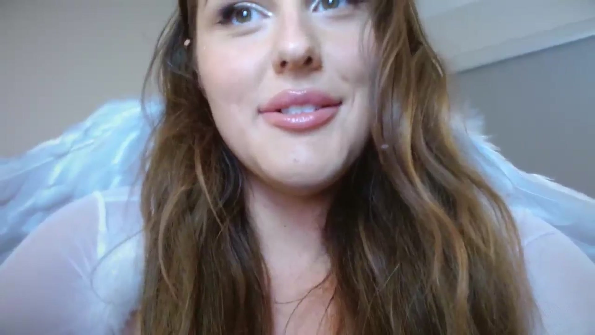 Gallery image thumbnail from Britheawkward's myfreecams stream on, 11/02/2025, 08:29 image 15 of 20