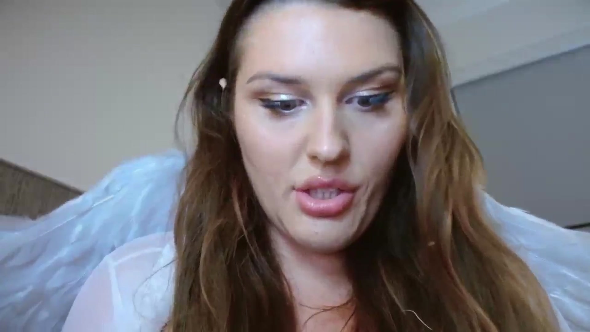 Gallery image thumbnail from Britheawkward's myfreecams stream on, 11/02/2025, 08:29 image 17 of 20