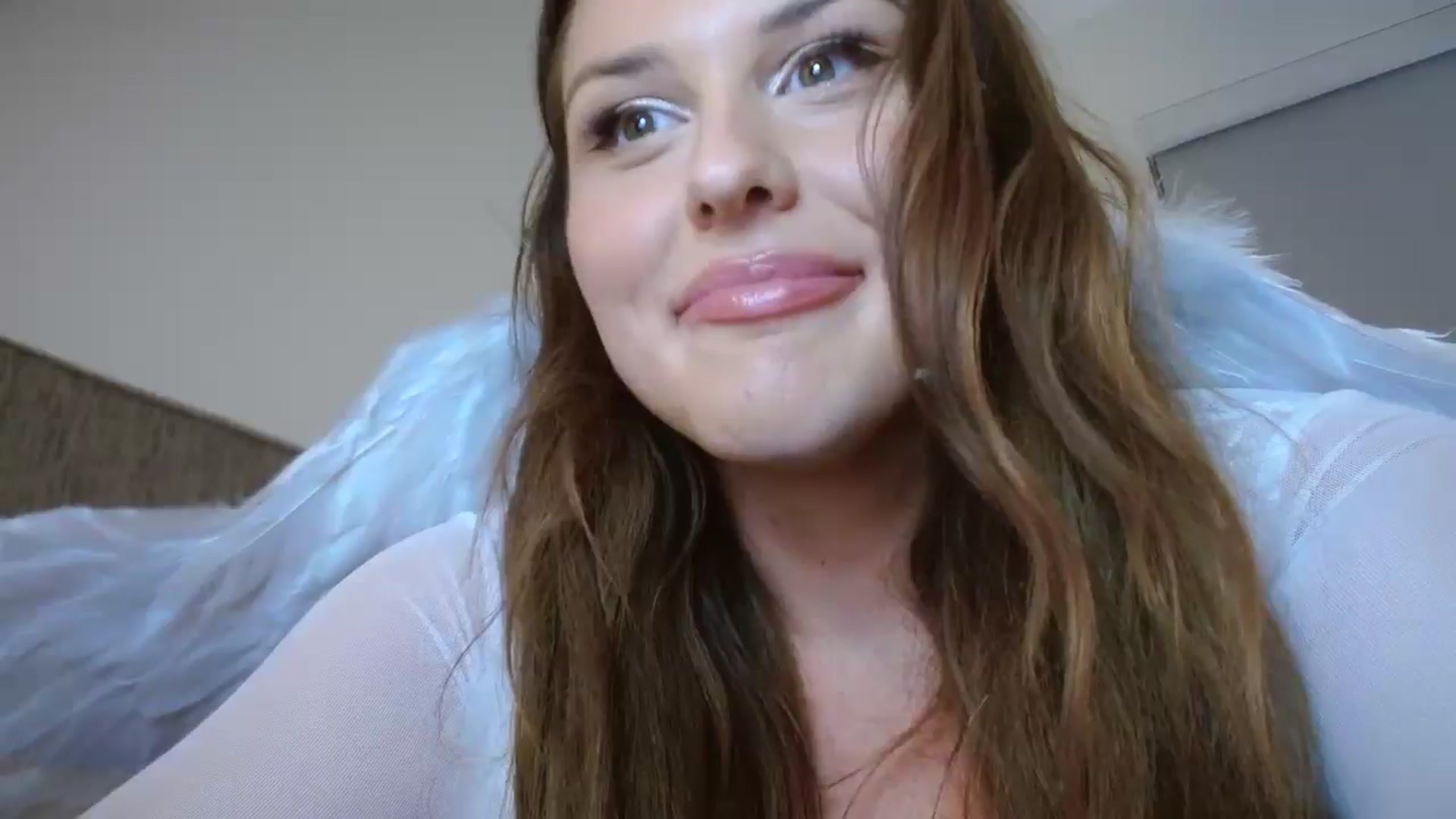 Gallery image thumbnail from Britheawkward's myfreecams stream on, 11/02/2025, 08:29 image 12 of 20