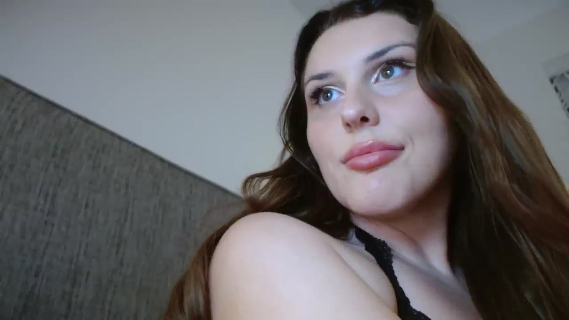 Gallery image thumbnail from Britheawkward's myfreecams stream on, 12/07/2025, 09:21 image 6 of 20