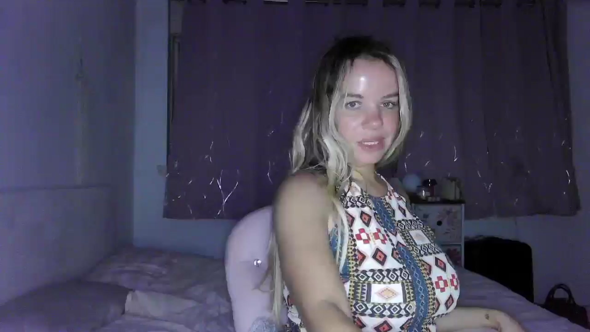 Gallery image thumbnail from BritishGirl's myfreecams stream on, 04/04/2025, 20:18 image 17 of 20