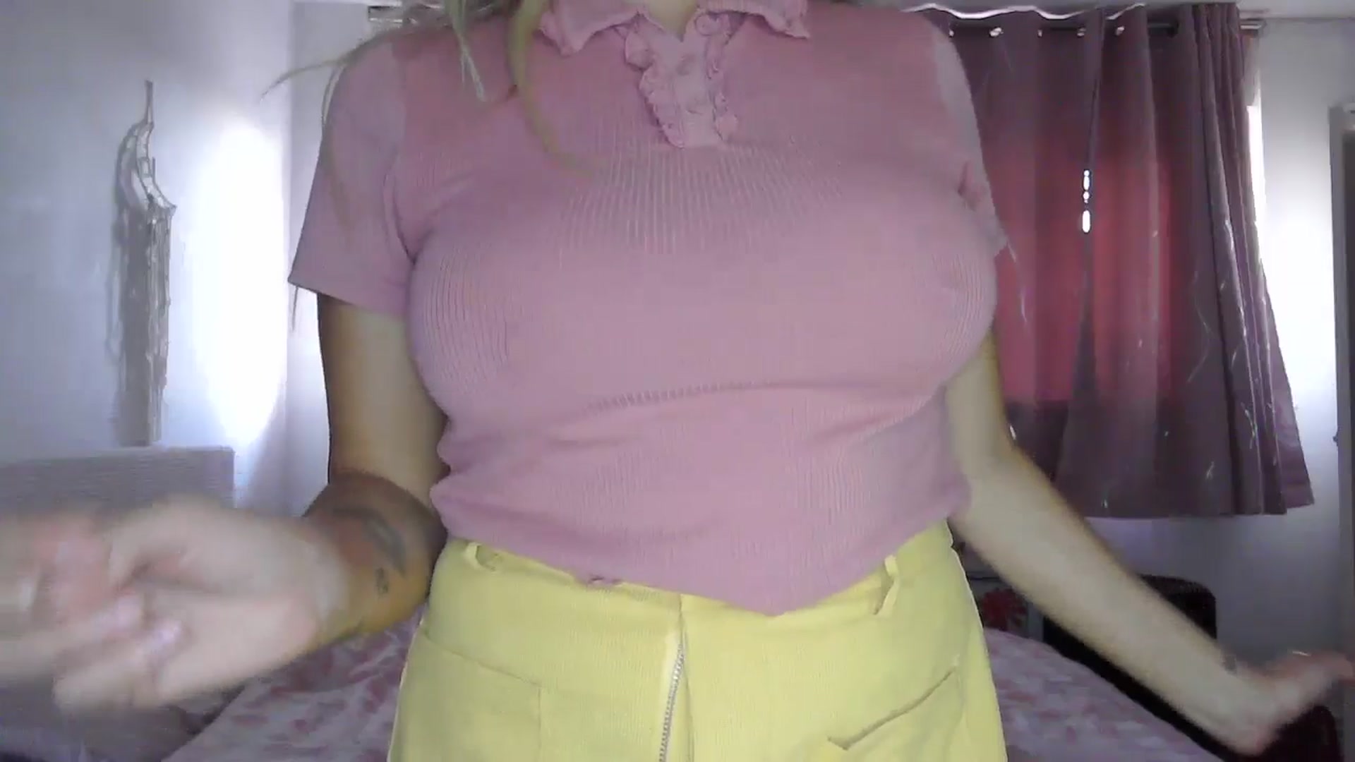 Gallery image thumbnail from BritishGirl's myfreecams stream on, 04/07/2025, 17:59 image 20 of 20