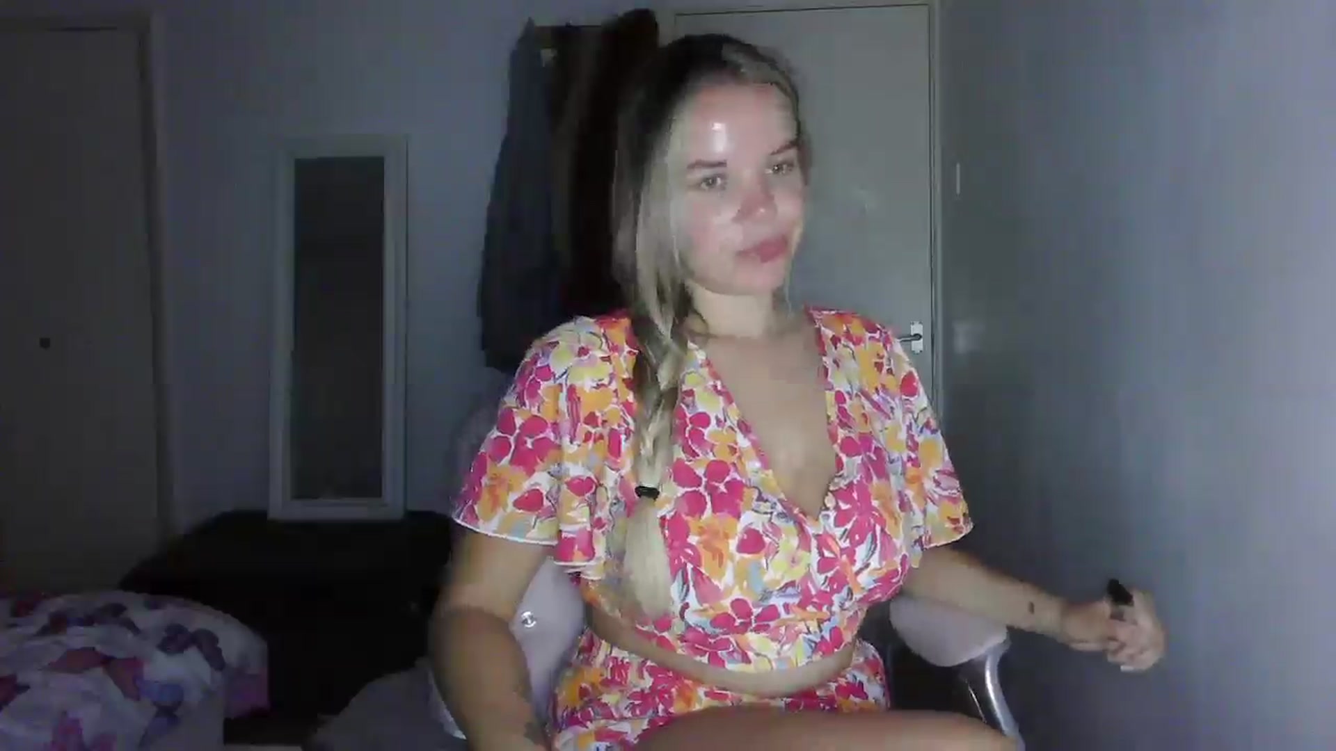 Gallery image thumbnail from BritishGirl's myfreecams stream on, 04/30/2025, 21:22 image 14 of 20