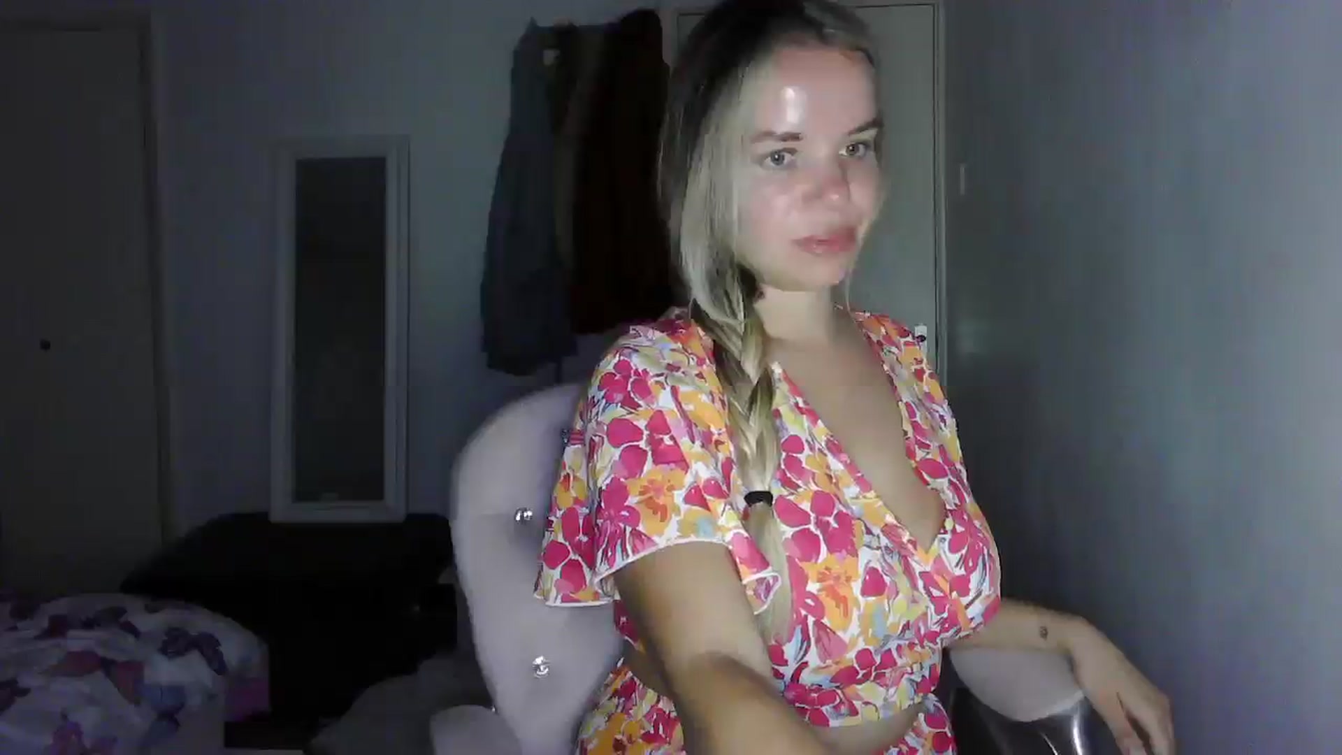 Gallery image thumbnail from BritishGirl's myfreecams stream on, 04/30/2025, 21:22 image 5 of 20