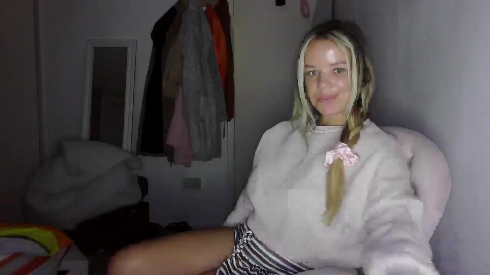 Gallery image thumbnail from BritishGirl's myfreecams stream on, 06/04/2025, 22:13 image 9 of 20
