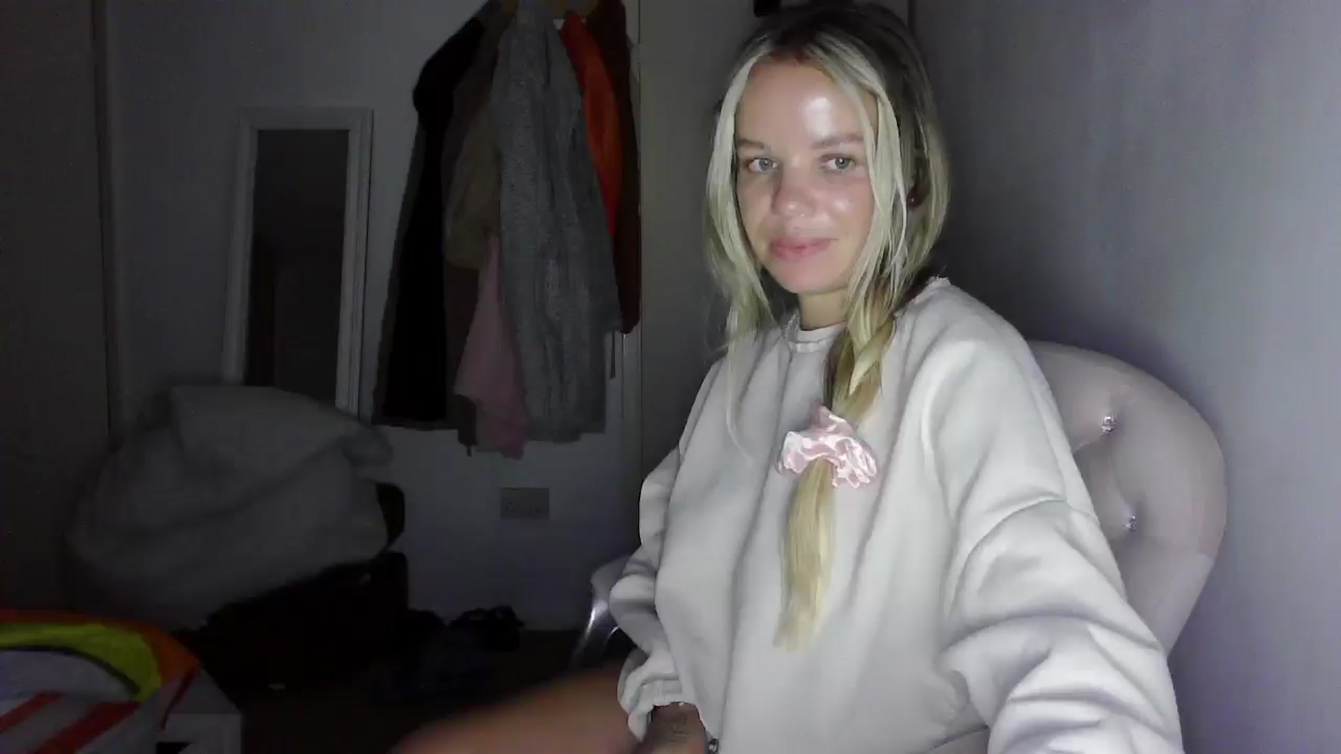 Gallery image thumbnail from BritishGirl's myfreecams stream on, 06/04/2025, 22:13 image 19 of 20