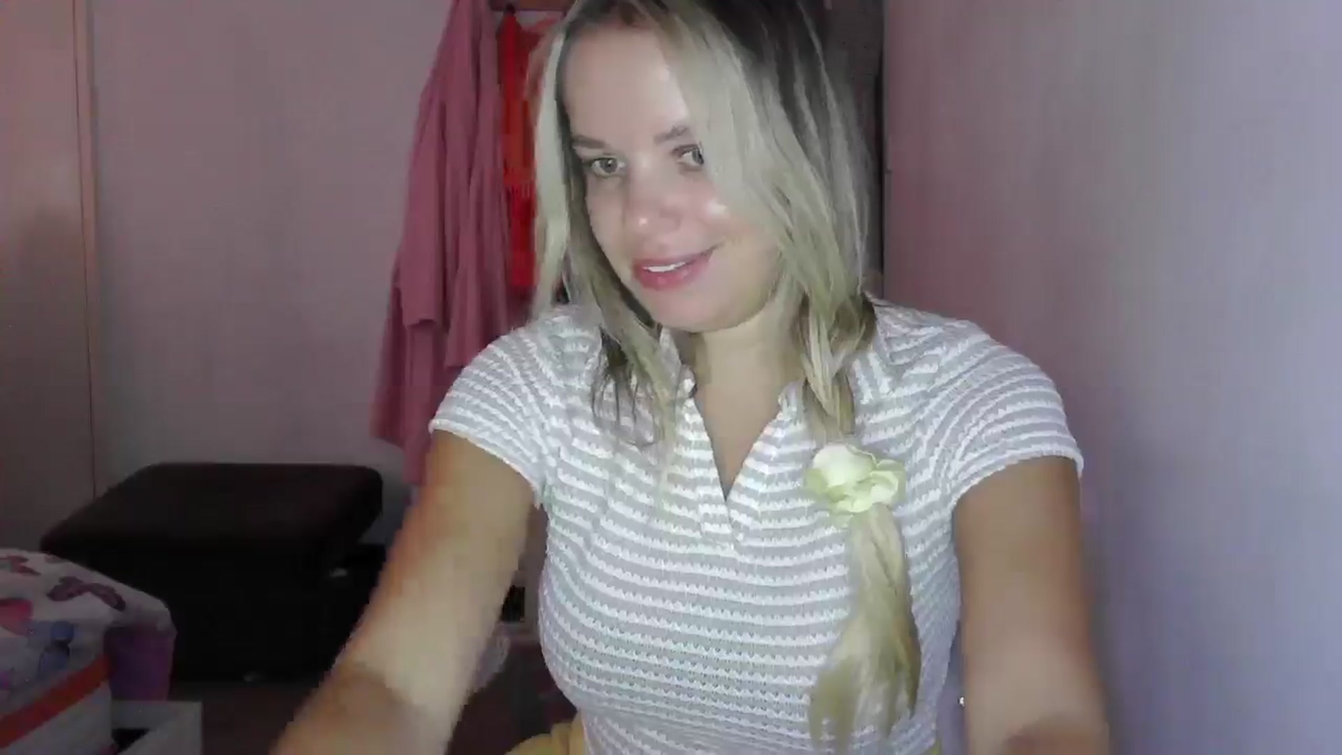 Gallery image thumbnail from BritishGirl's myfreecams stream on, 06/09/2025, 17:18 image 15 of 20