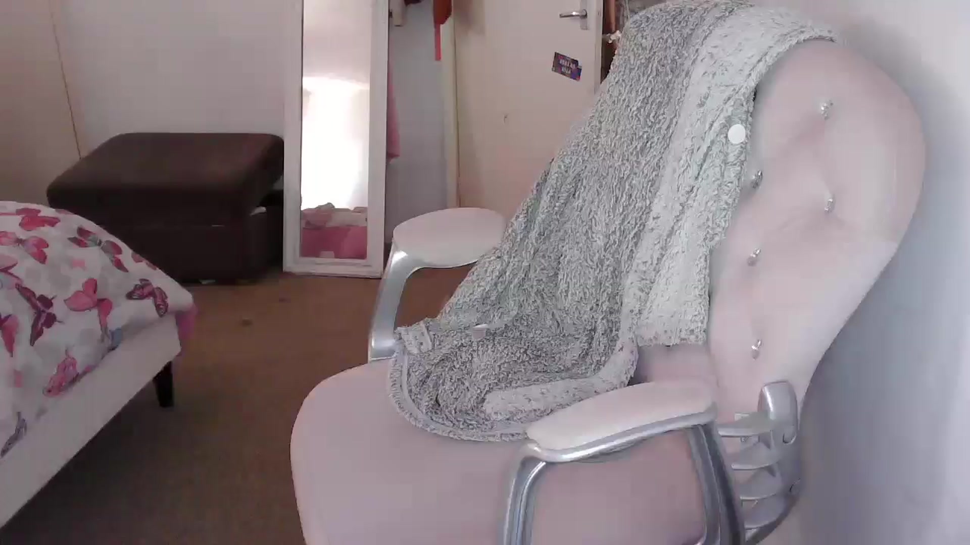 Gallery image thumbnail from BritishGirl's myfreecams stream on, 06/10/2025, 17:14 image 15 of 20