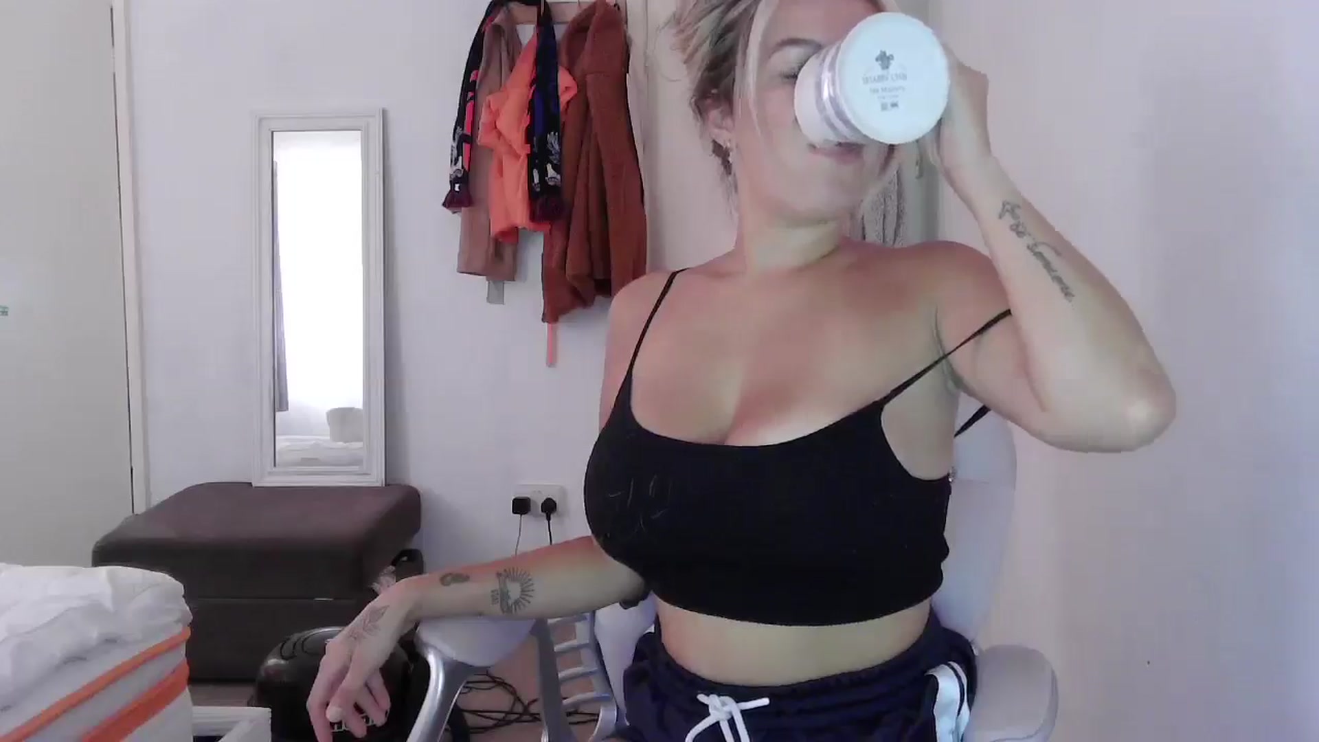 Gallery image thumbnail from BritishGirl's myfreecams stream on, 07/03/2025, 13:53 image 3 of 20