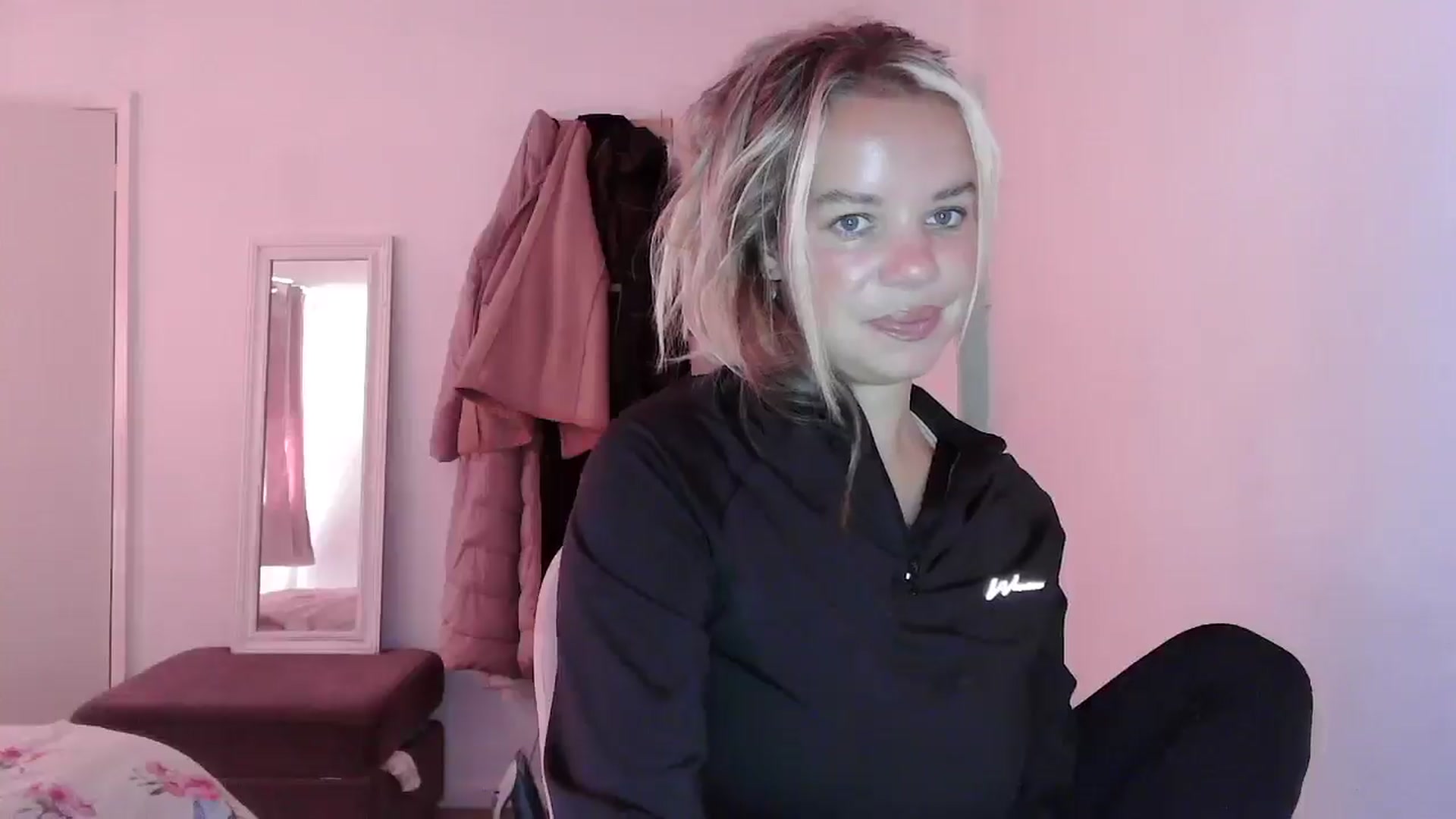 Gallery image thumbnail from BritishGirl's myfreecams stream on, 09/09/2025, 13:53 image 5 of 20