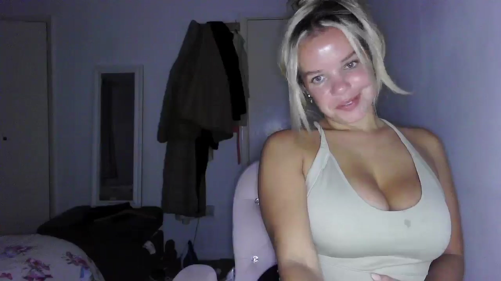 Gallery image thumbnail from BritishGirl's myfreecams stream on, 09/09/2025, 22:04 image 3 of 20