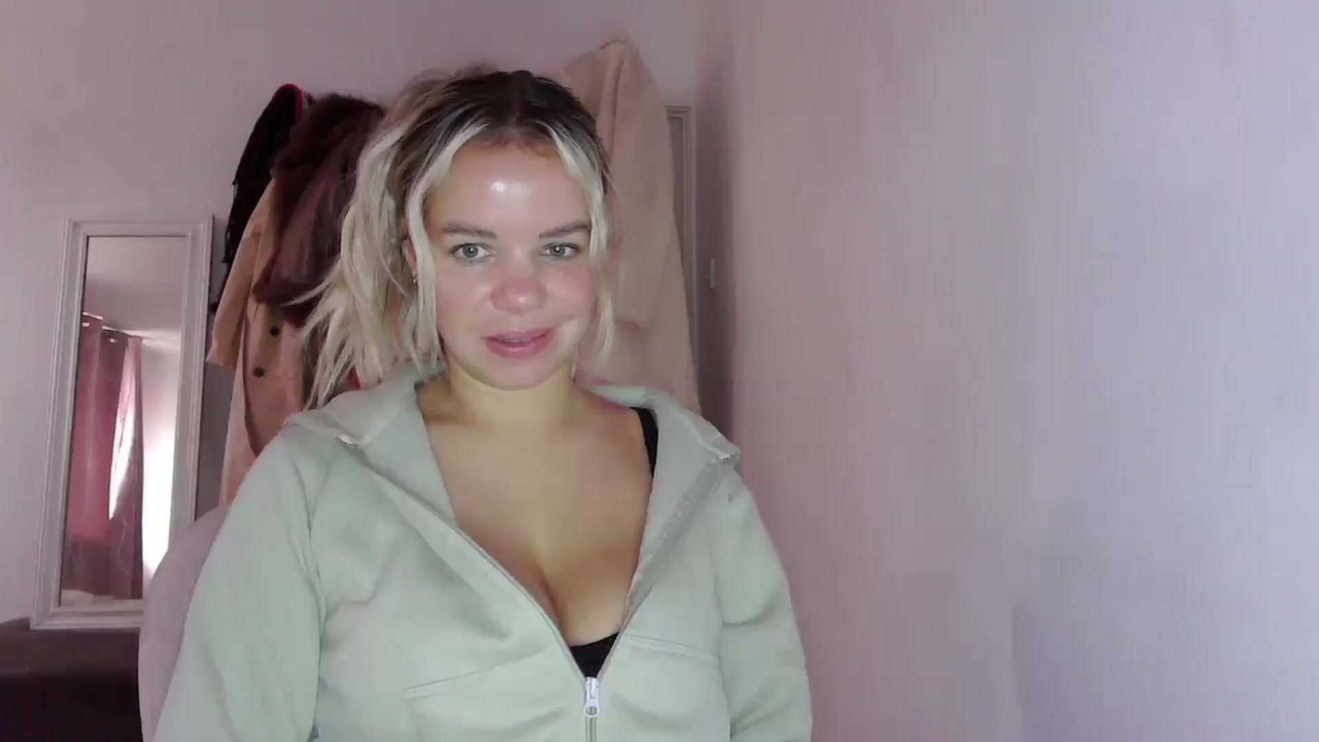 Gallery image thumbnail from BritishGirl's myfreecams stream on, 10/14/2025, 12:34 image 19 of 20