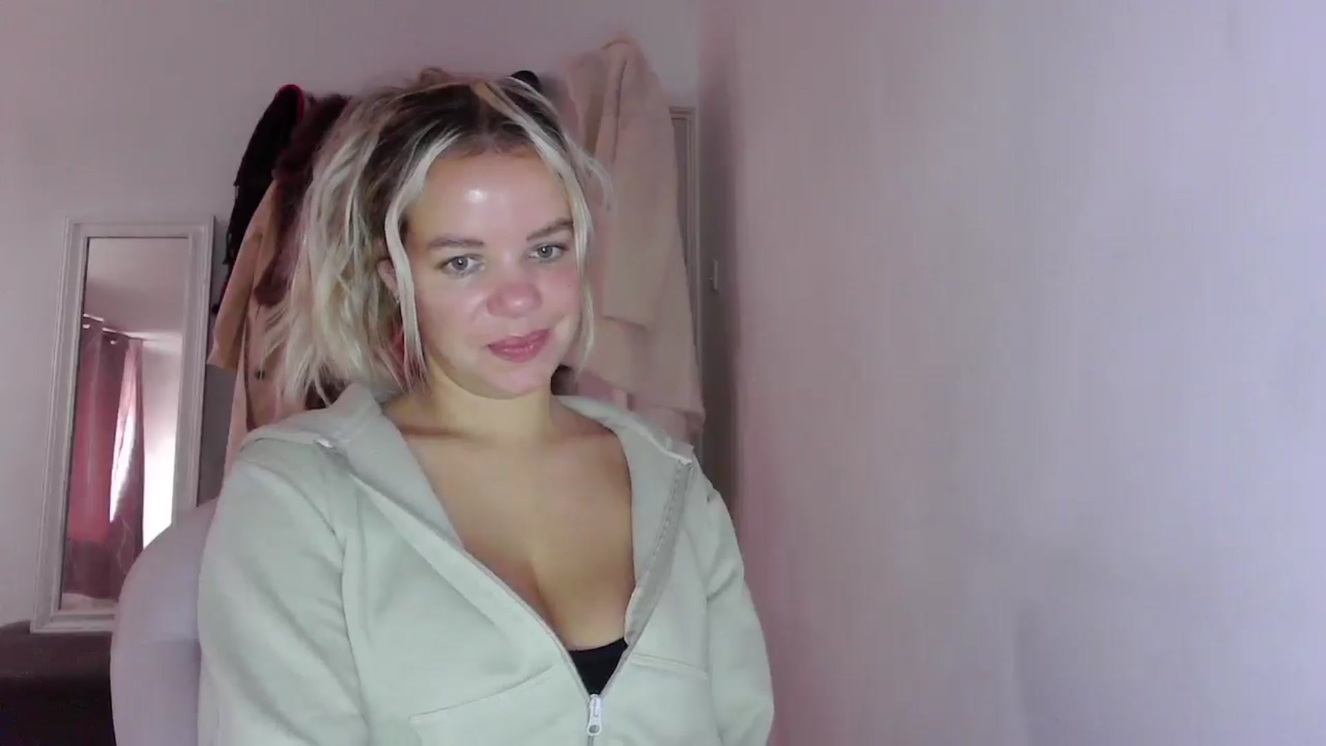 Gallery image thumbnail from BritishGirl's myfreecams stream on, 10/14/2025, 12:34 image 13 of 20