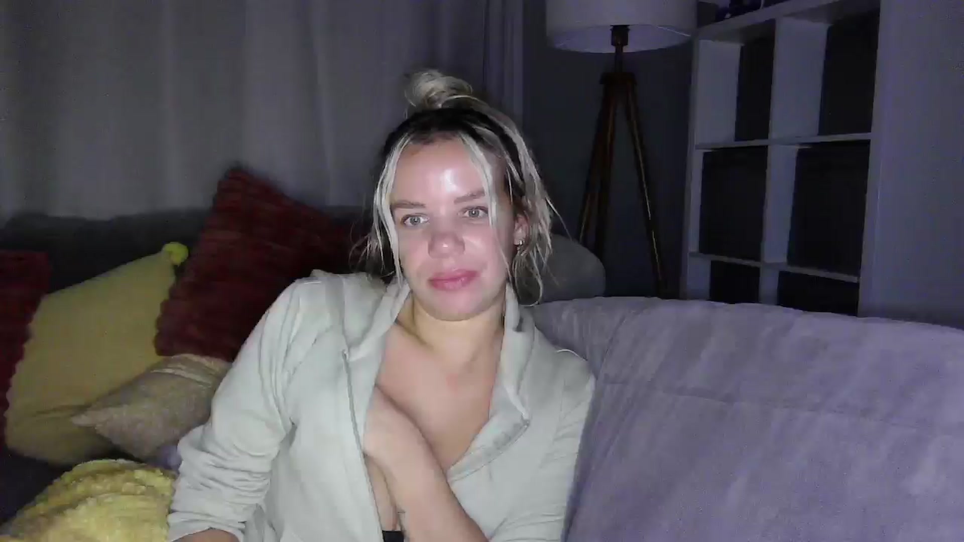 Gallery image thumbnail from BritishGirl's myfreecams stream on, 10/14/2025, 21:54 image 7 of 20