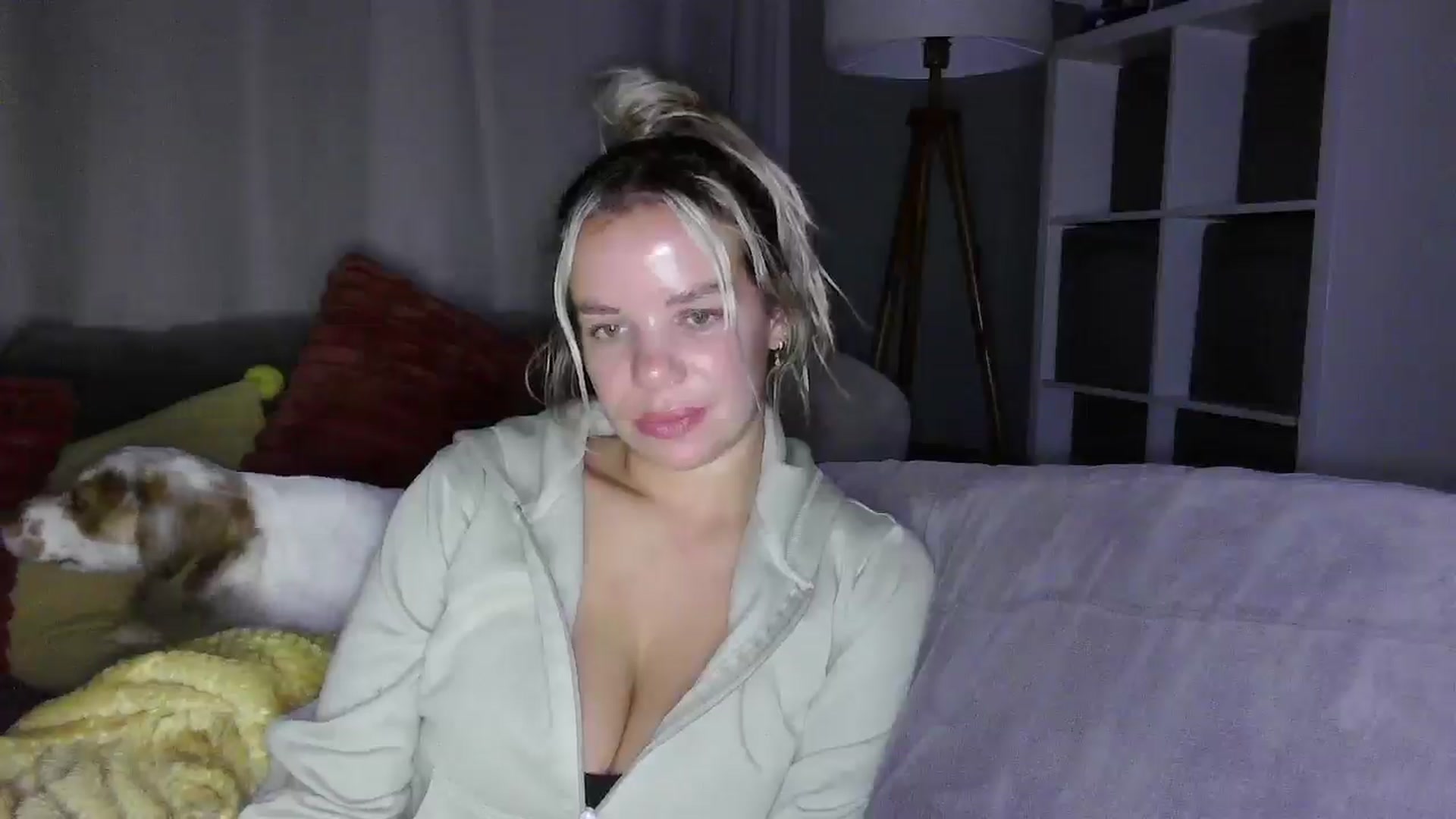 Gallery image thumbnail from BritishGirl's myfreecams stream on, 10/14/2025, 21:54 image 13 of 20
