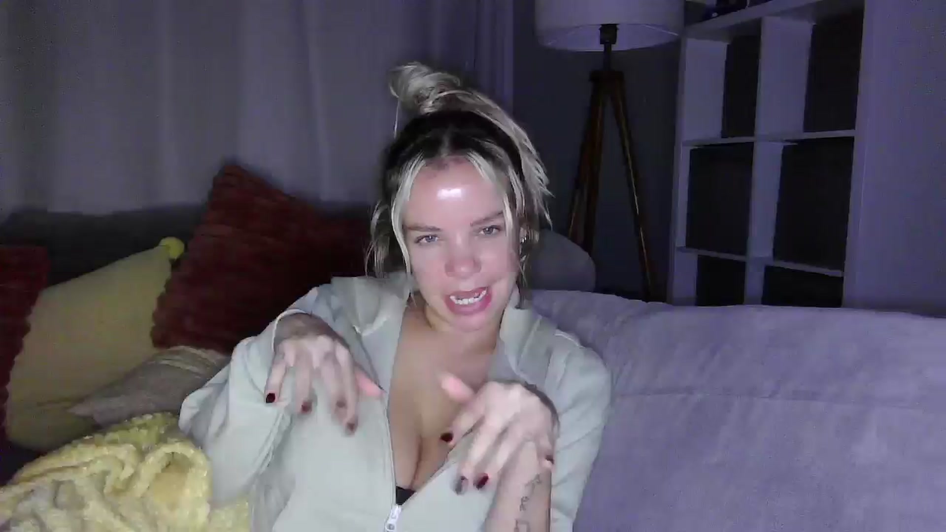 Gallery image thumbnail from BritishGirl's myfreecams stream on, 10/14/2025, 21:54 image 16 of 20