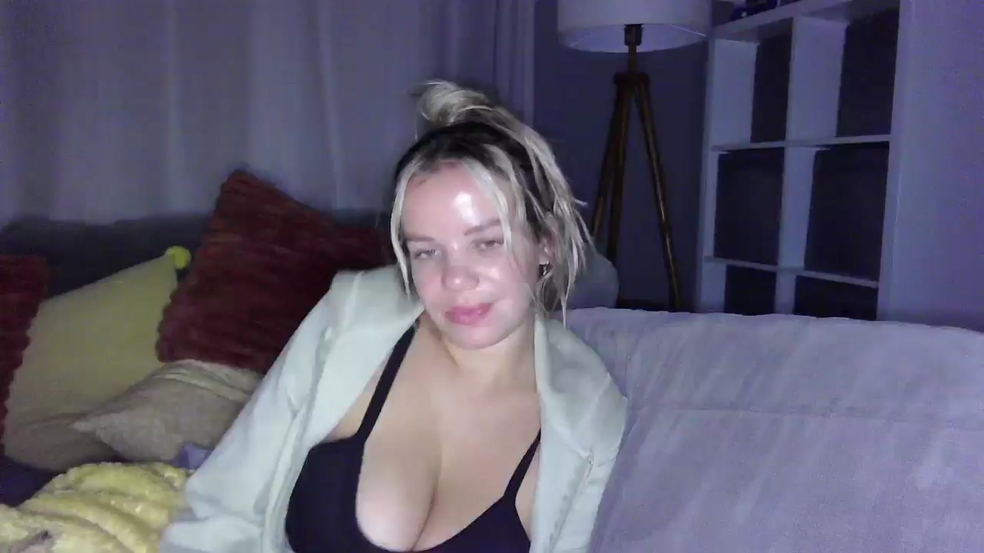 Gallery image thumbnail from BritishGirl's myfreecams stream on, 10/14/2025, 21:54 image 20 of 20