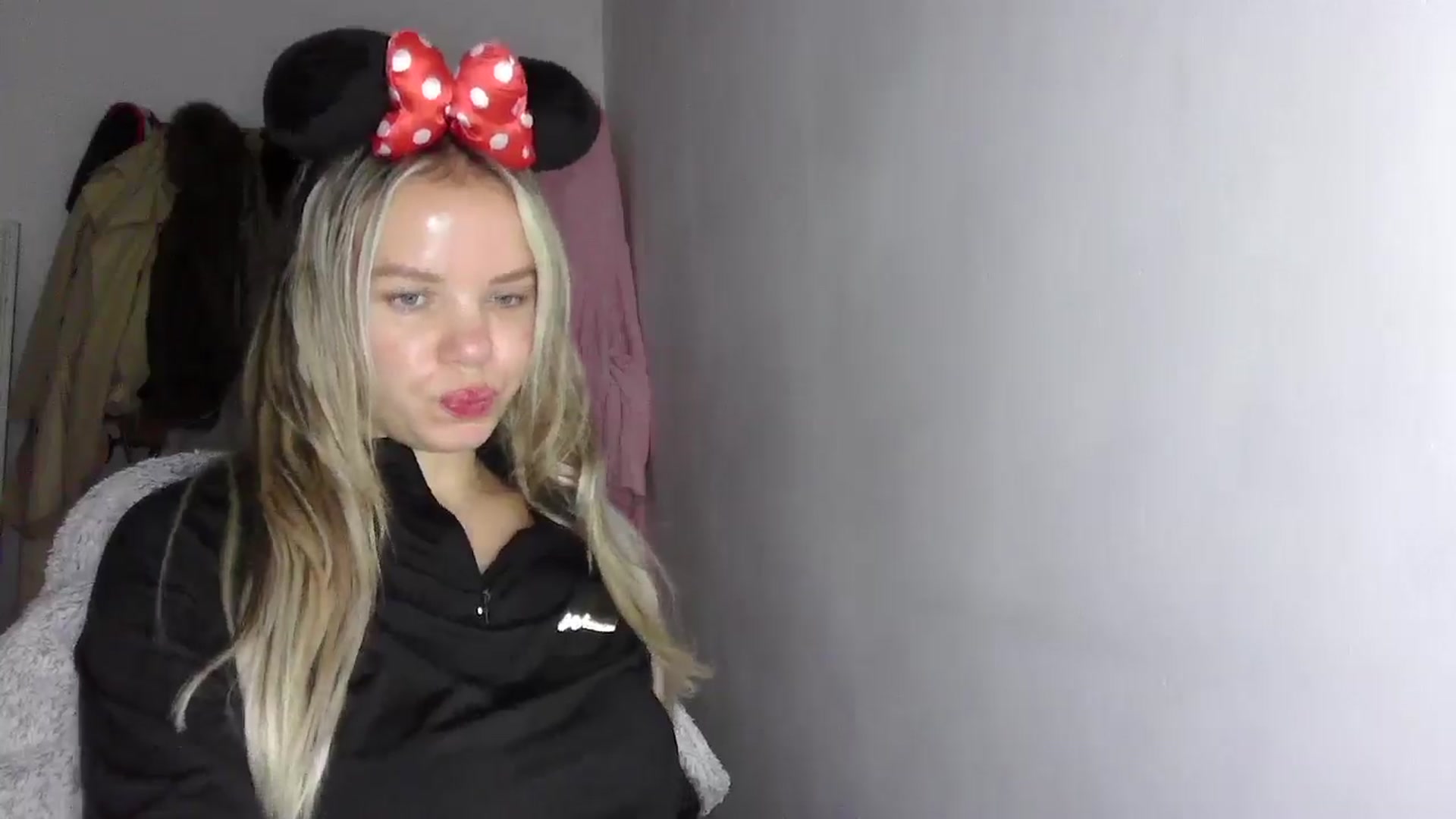 Gallery image thumbnail from BritishGirl's myfreecams stream on, 10/22/2025, 20:20 image 16 of 20